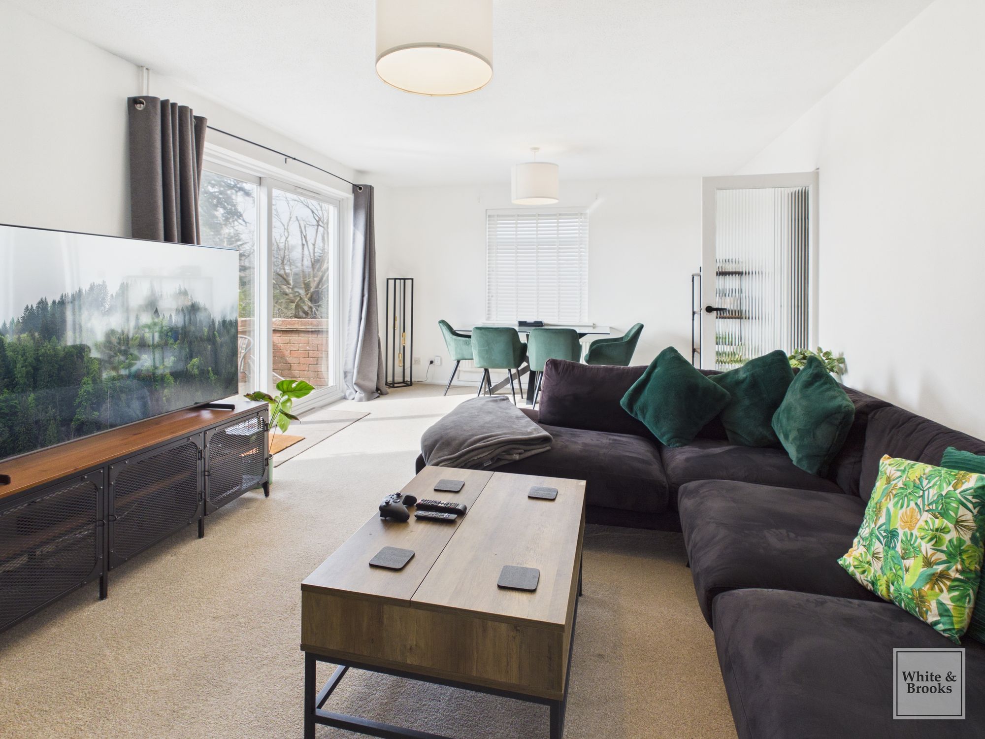 2 bed flat for sale in Flansham Park, Ashmere Court Flansham Park, PO22  - Property Image 2