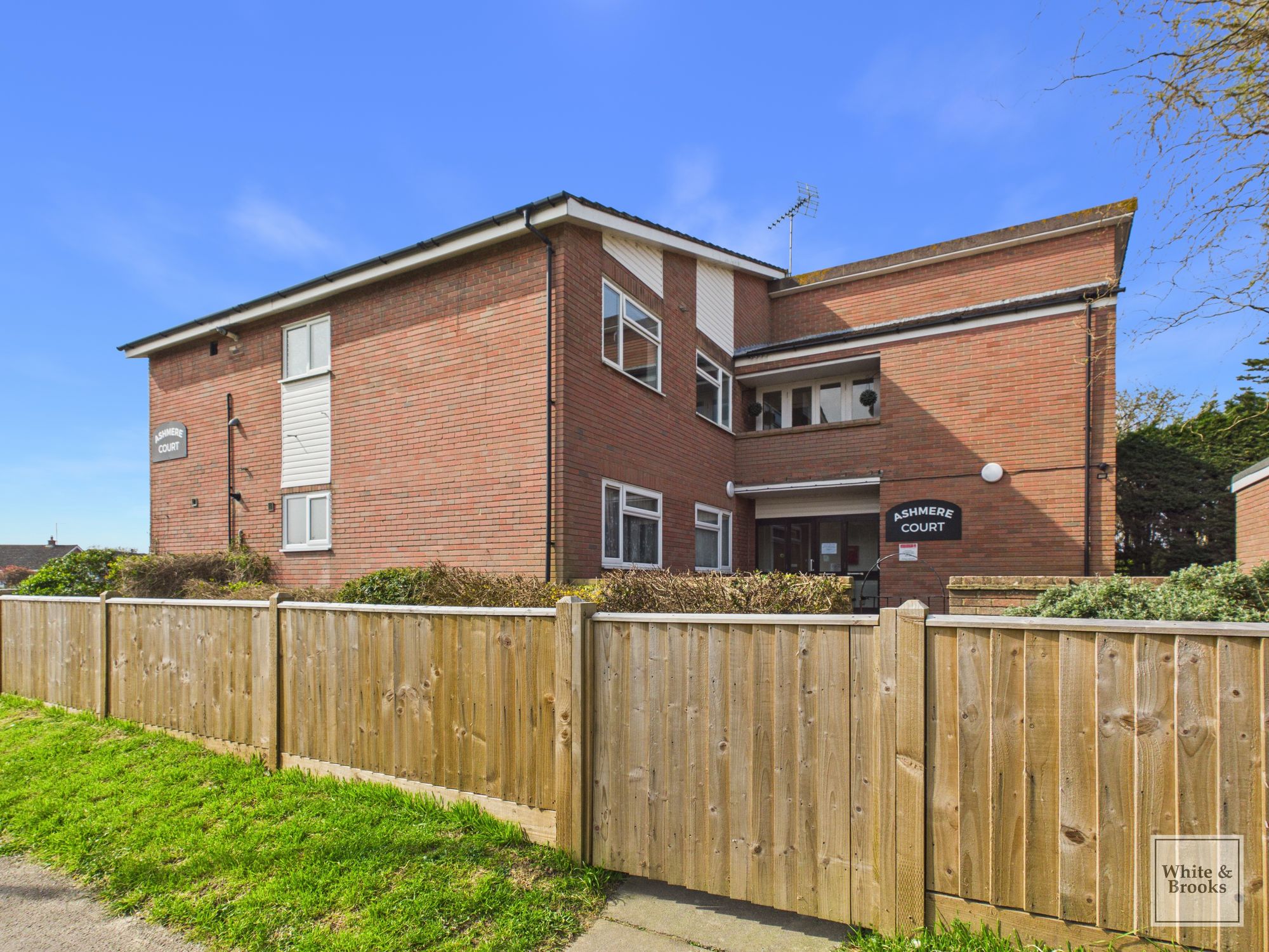 2 bed flat for sale in Flansham Park, Ashmere Court Flansham Park, PO22 14