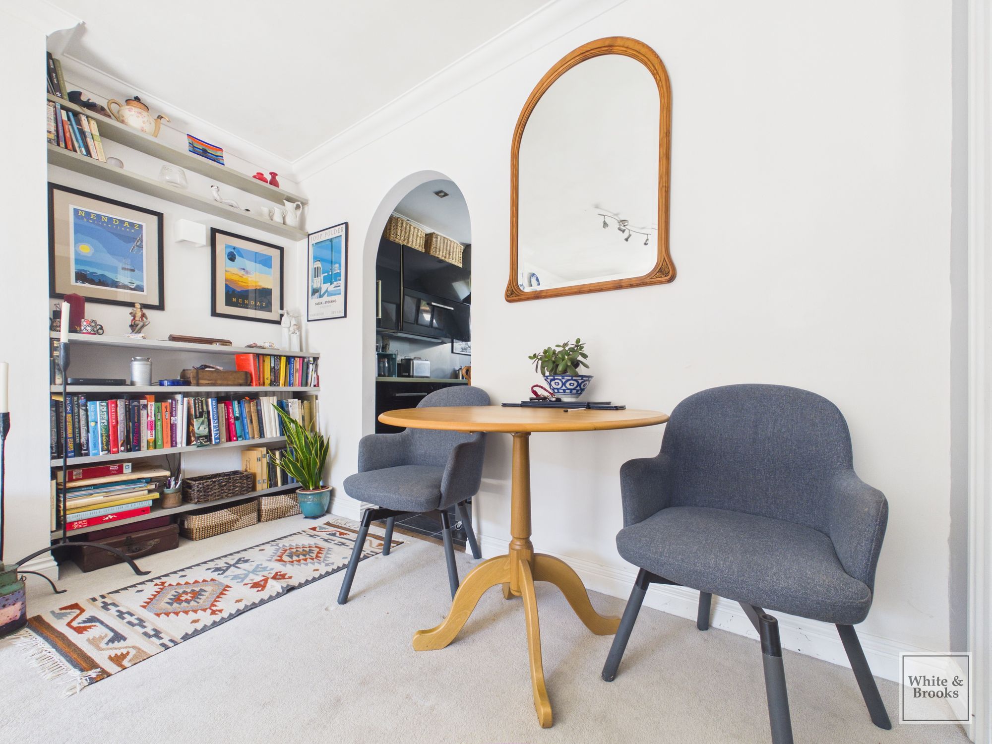 2 bed apartment for sale in The Hornet, Chichester, PO19 2