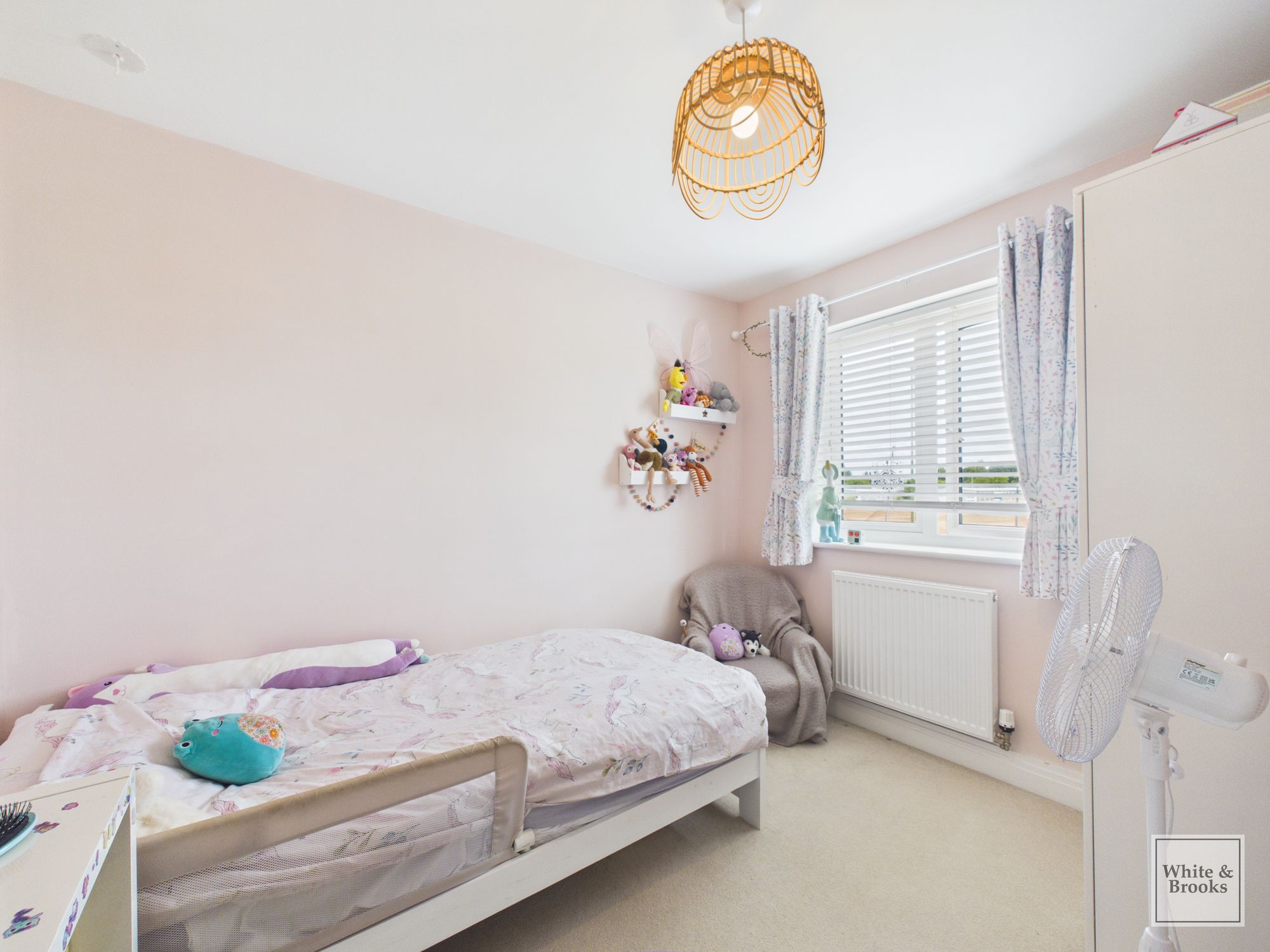 3 bed semi-detached house for sale in Western Road, Chichester, PO20  - Property Image 14
