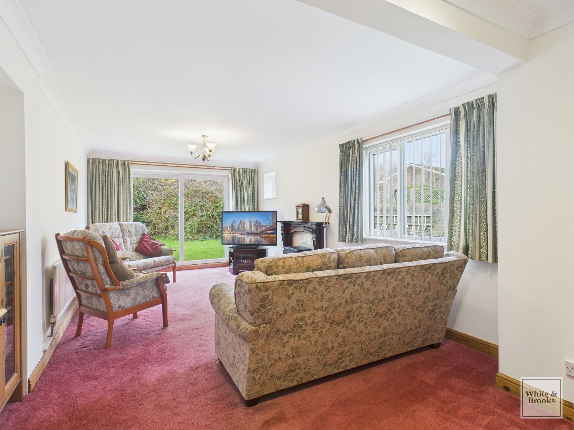 3 bed detached bungalow for sale in Pine Walk, Rose Green Bognor Regis, PO21 3DP  - Property Image 14