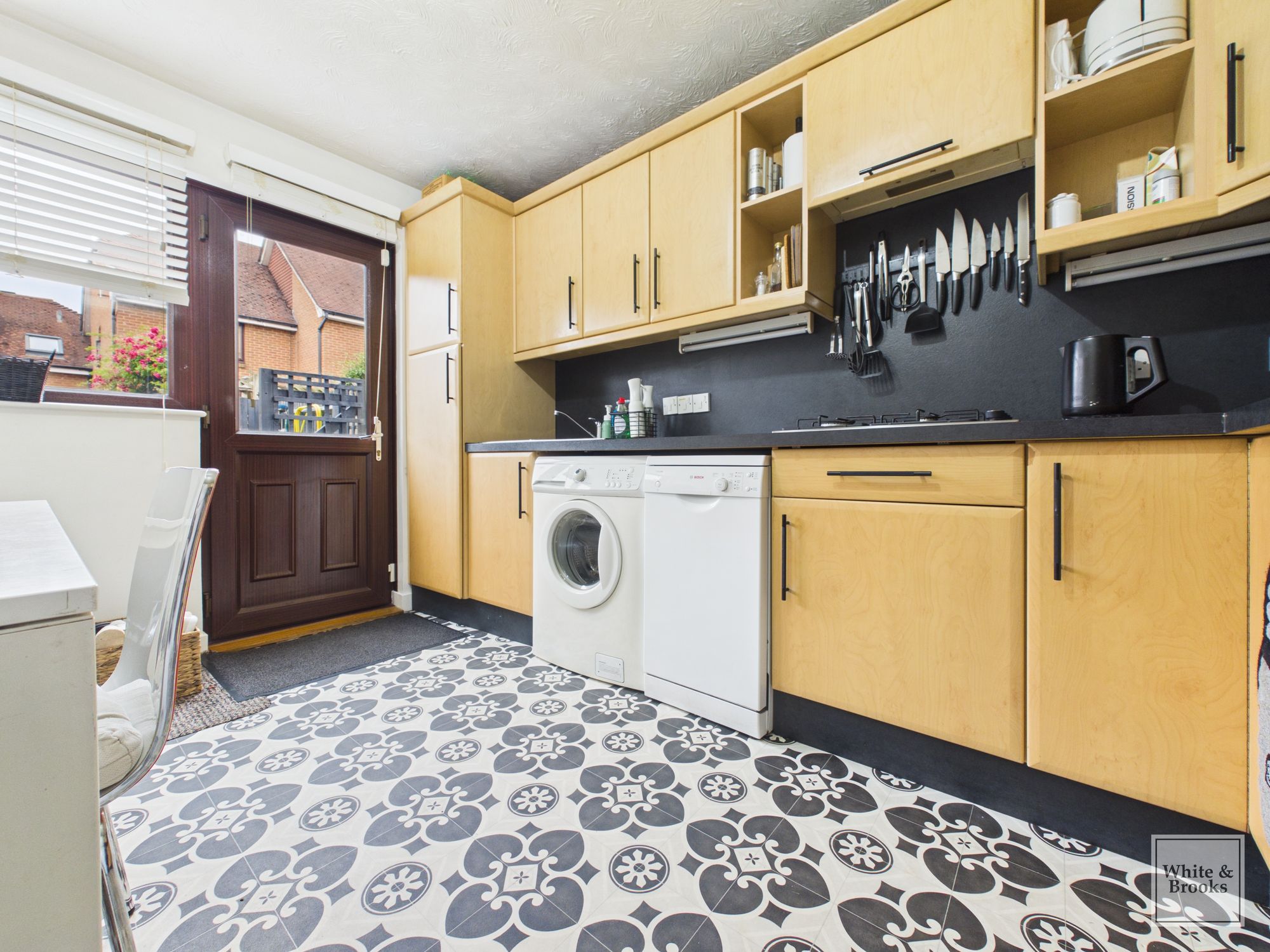 3 bed end of terrace house for sale in Mosse Gardens, Chichester, PO19 4