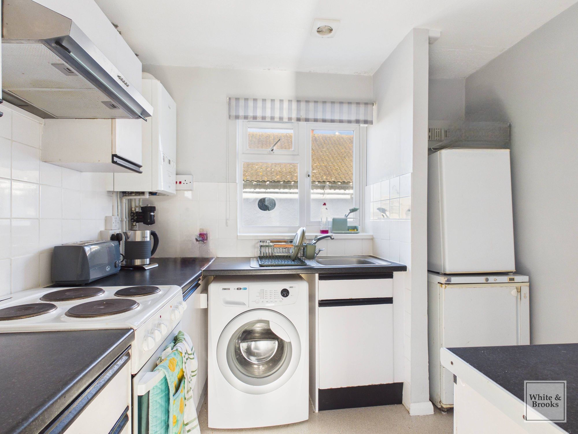 2 bed flat for sale in Walton Avenue, Walton Court Walton Avenue, PO21 2