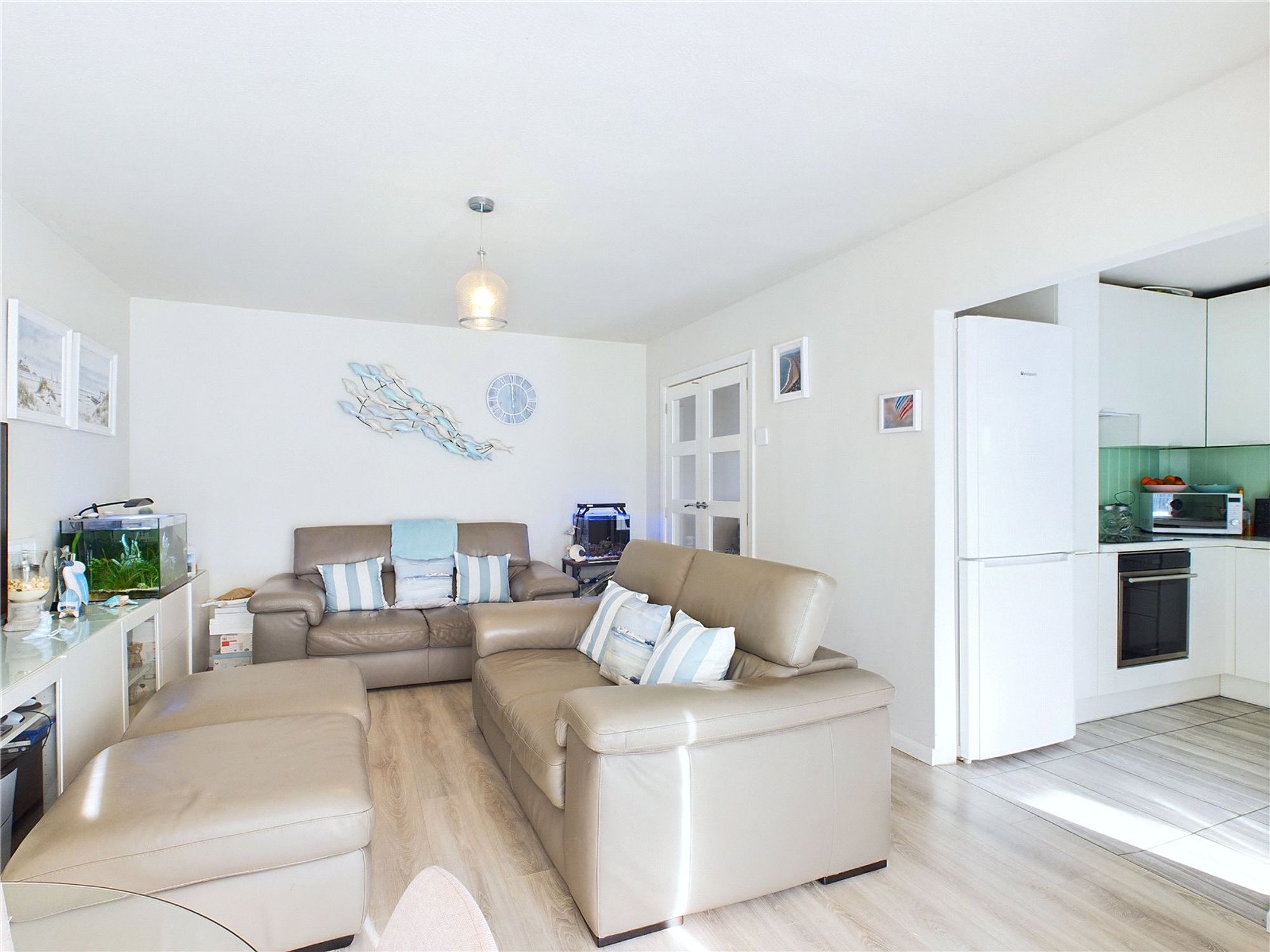2 bed semi-detached bungalow for sale in Stroud Green Drive, Bognor Regis, PO21  - Property Image 4