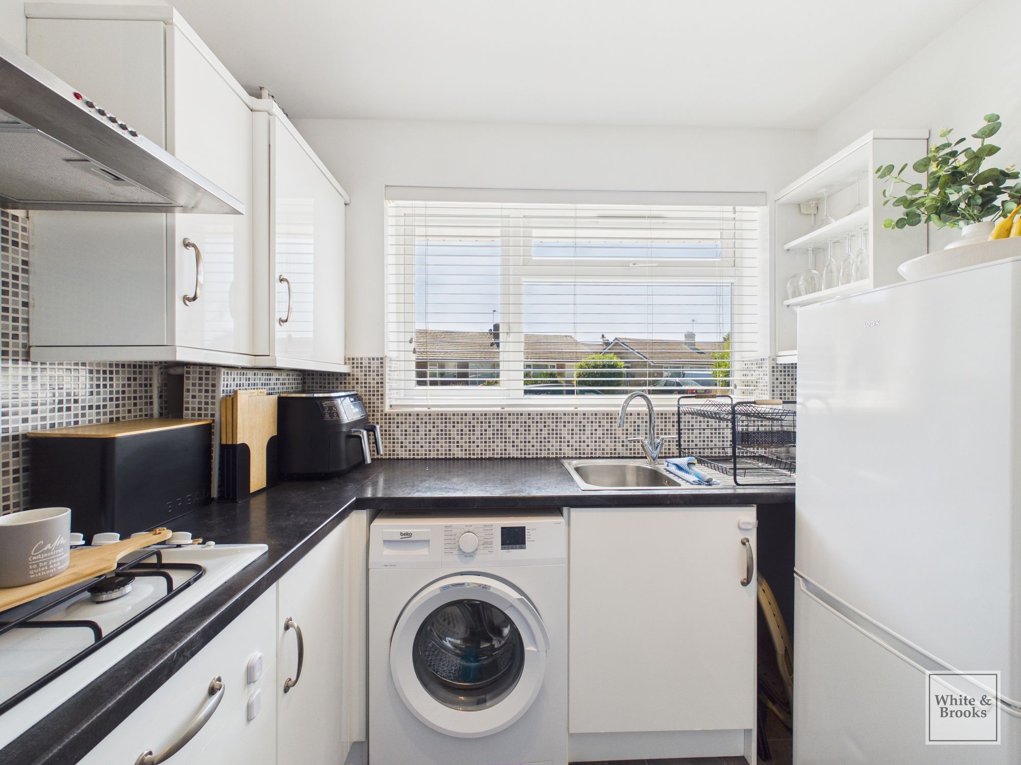 2 bed semi-detached bungalow for sale in Sun Park Close, Bognor Regis, PO21 8
