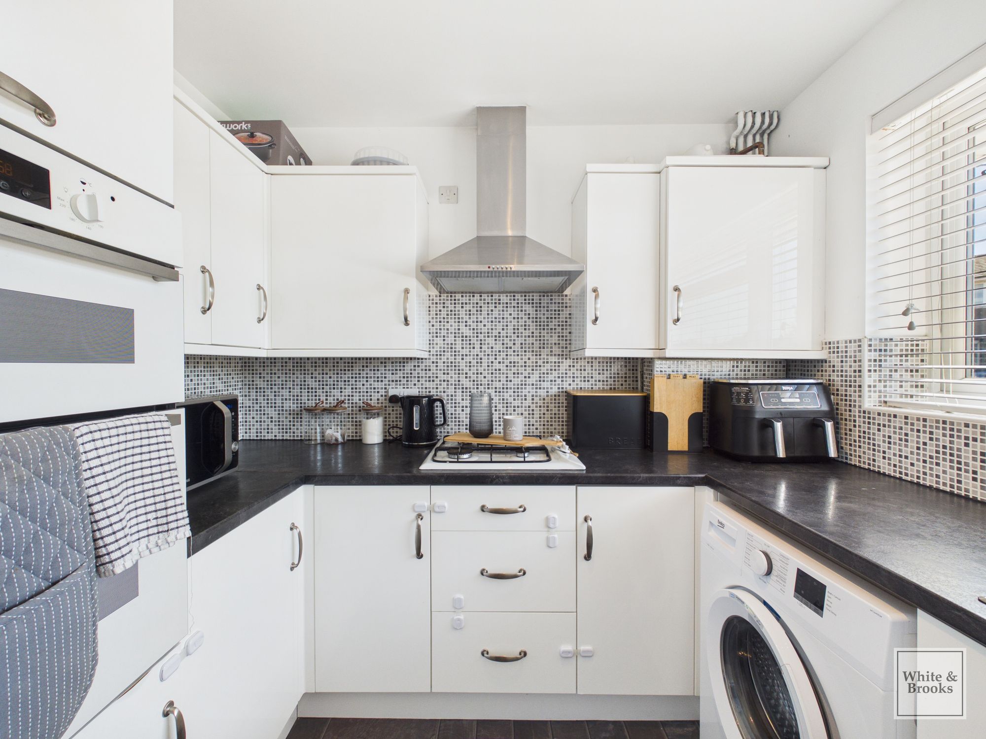 2 bed semi-detached bungalow for sale in Sun Park Close, Bognor Regis, PO21 2