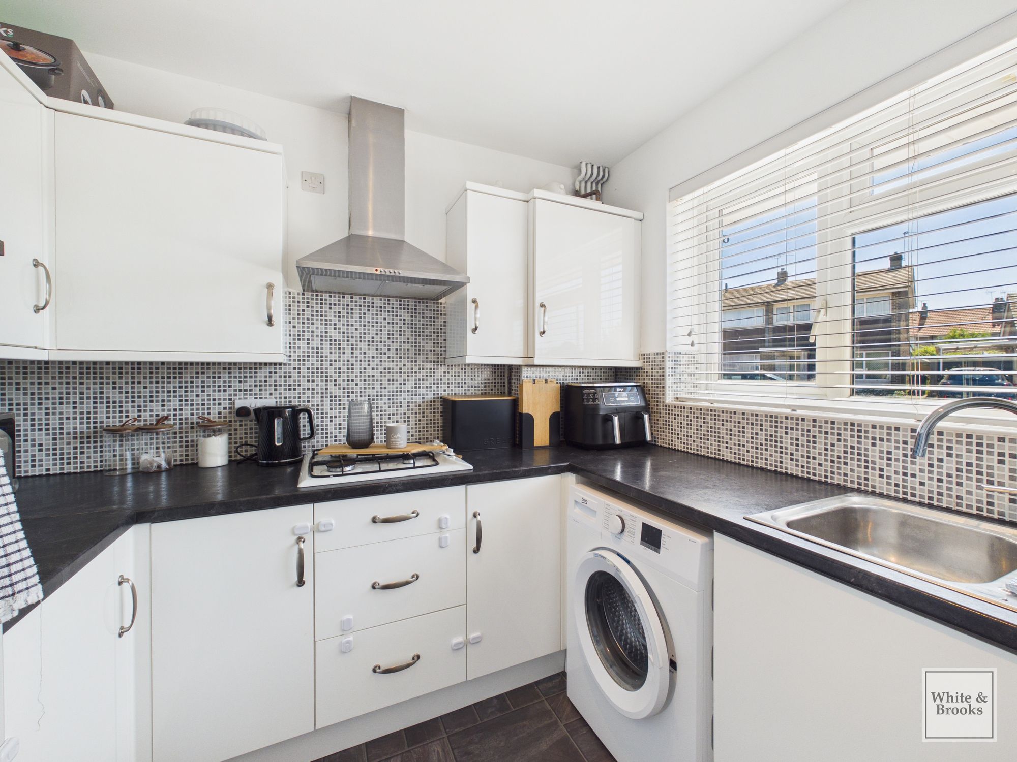 2 bed semi-detached bungalow for sale in Sun Park Close, Bognor Regis, PO21 7