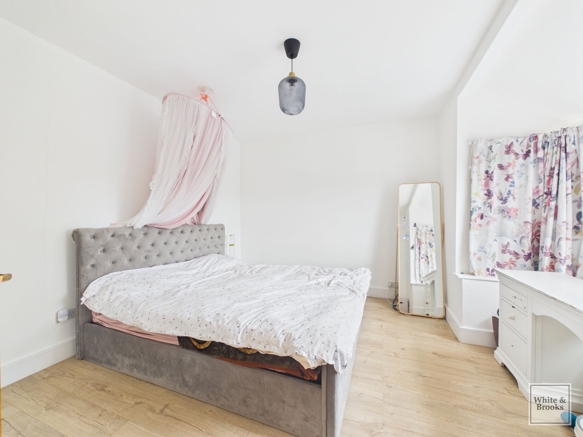 3 bed detached bungalow for sale in Birdham Road, Chichester, PO20  - Property Image 12