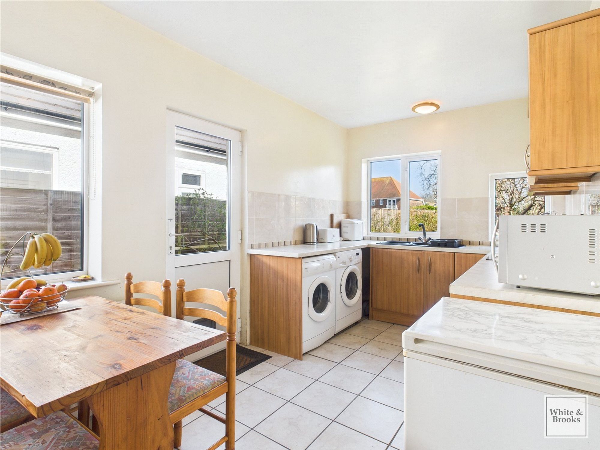 3 bed detached house for sale in Felpham Gardens, Felpham, PO22 8QS  - Property Image 3