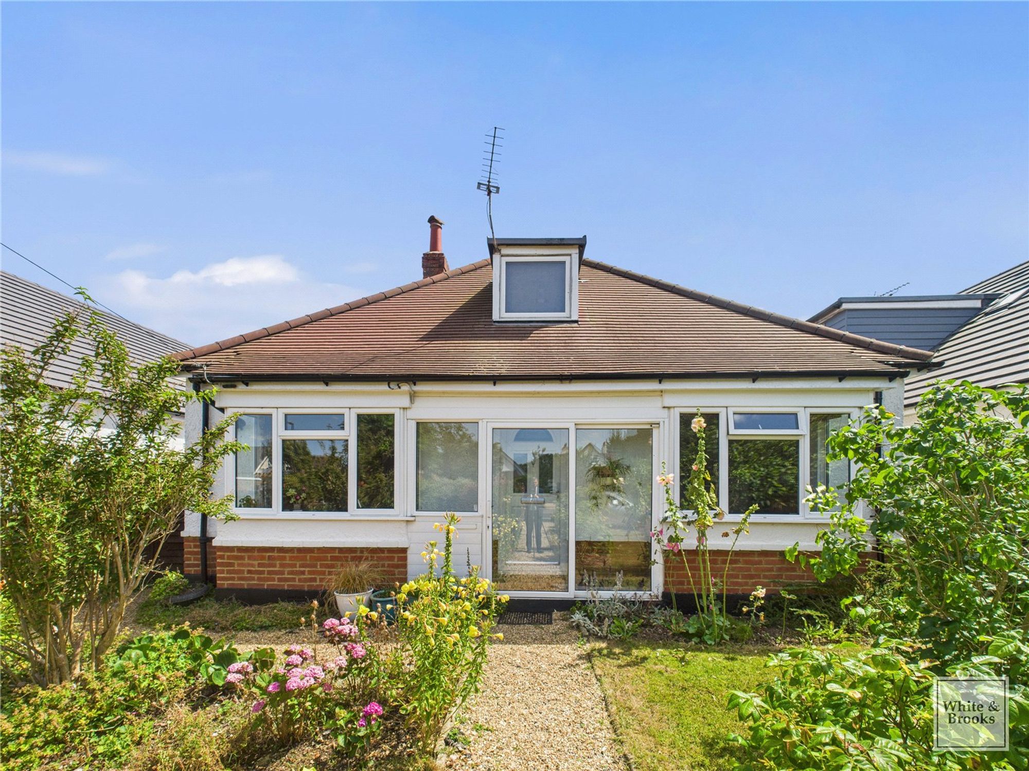 3 bed detached house for sale in Felpham Gardens, Felpham, PO22 8QS - Property Image 1