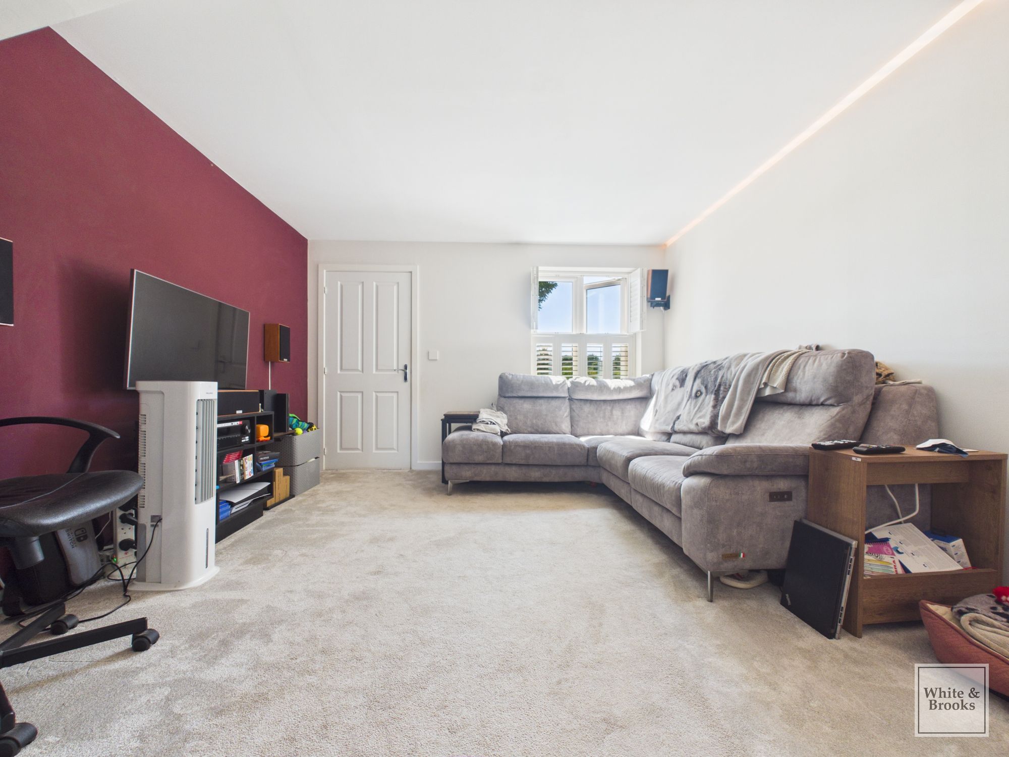 3 bed semi-detached house for sale in Osborn Drive, Tangmere, PO20  - Property Image 6