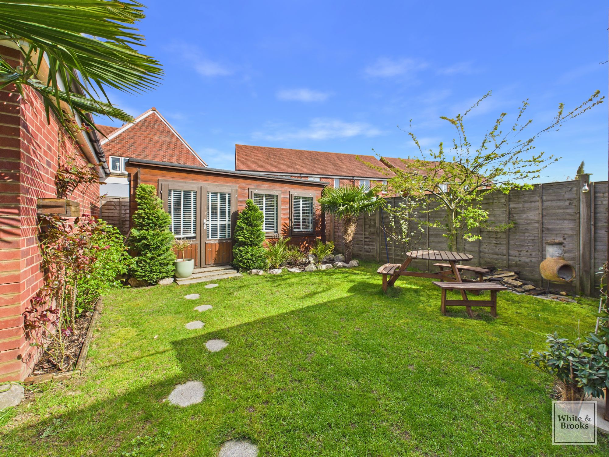 3 bed semi-detached house for sale in Osborn Drive, Tangmere, PO20  - Property Image 14