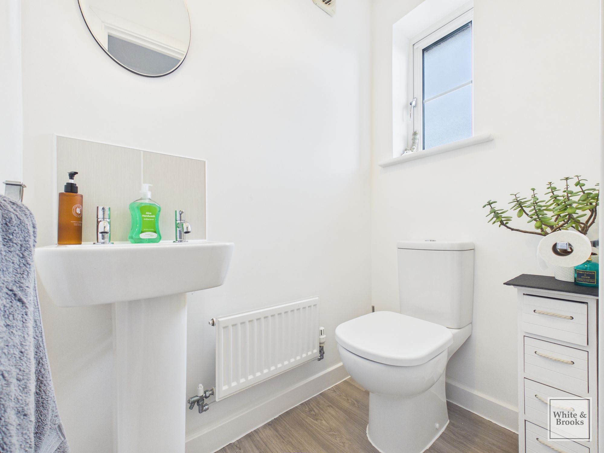 2 bed terraced house for sale in Filkins Close, Tangmere, PO20  - Property Image 9