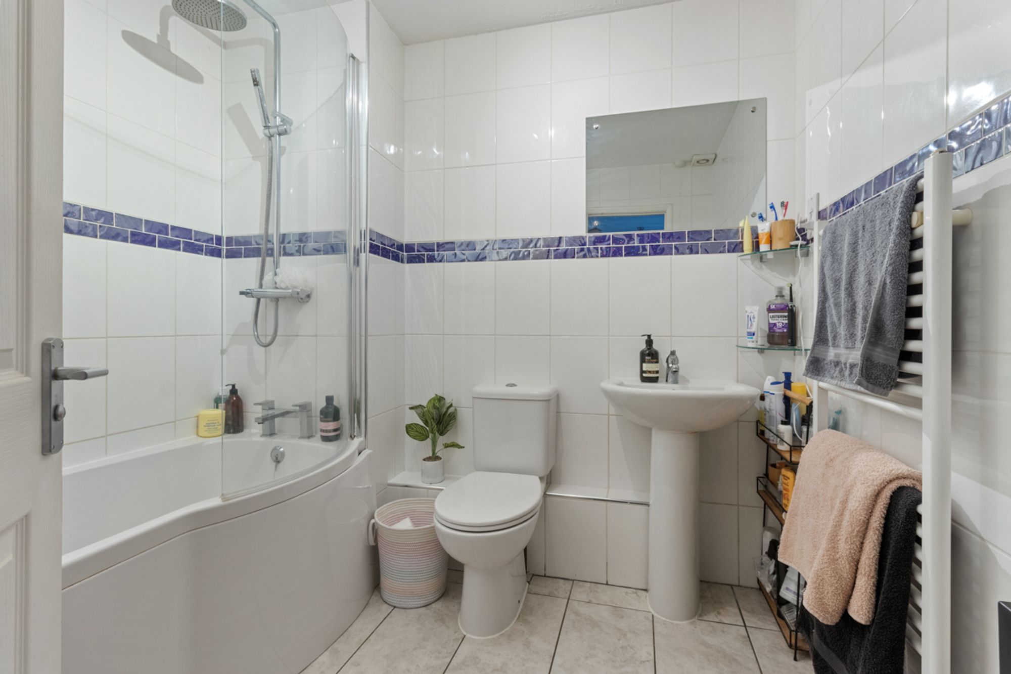 2 bed flat for sale in Lion Court, Mill Park Road, Nyetimber, PO21 3PA  - Property Image 6