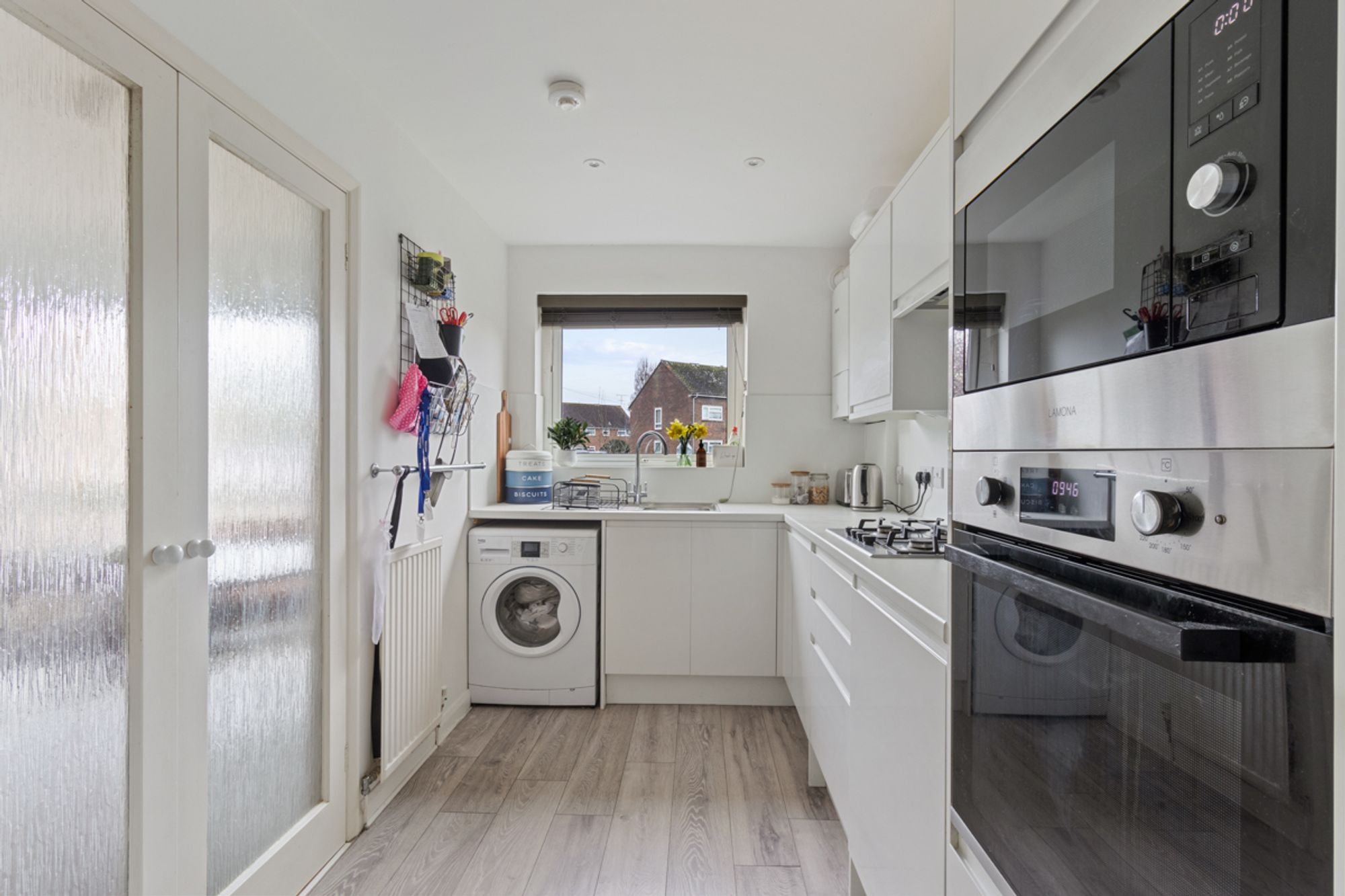 2 bed flat for sale in Lion Court, Mill Park Road, Nyetimber, PO21 3PA  - Property Image 8