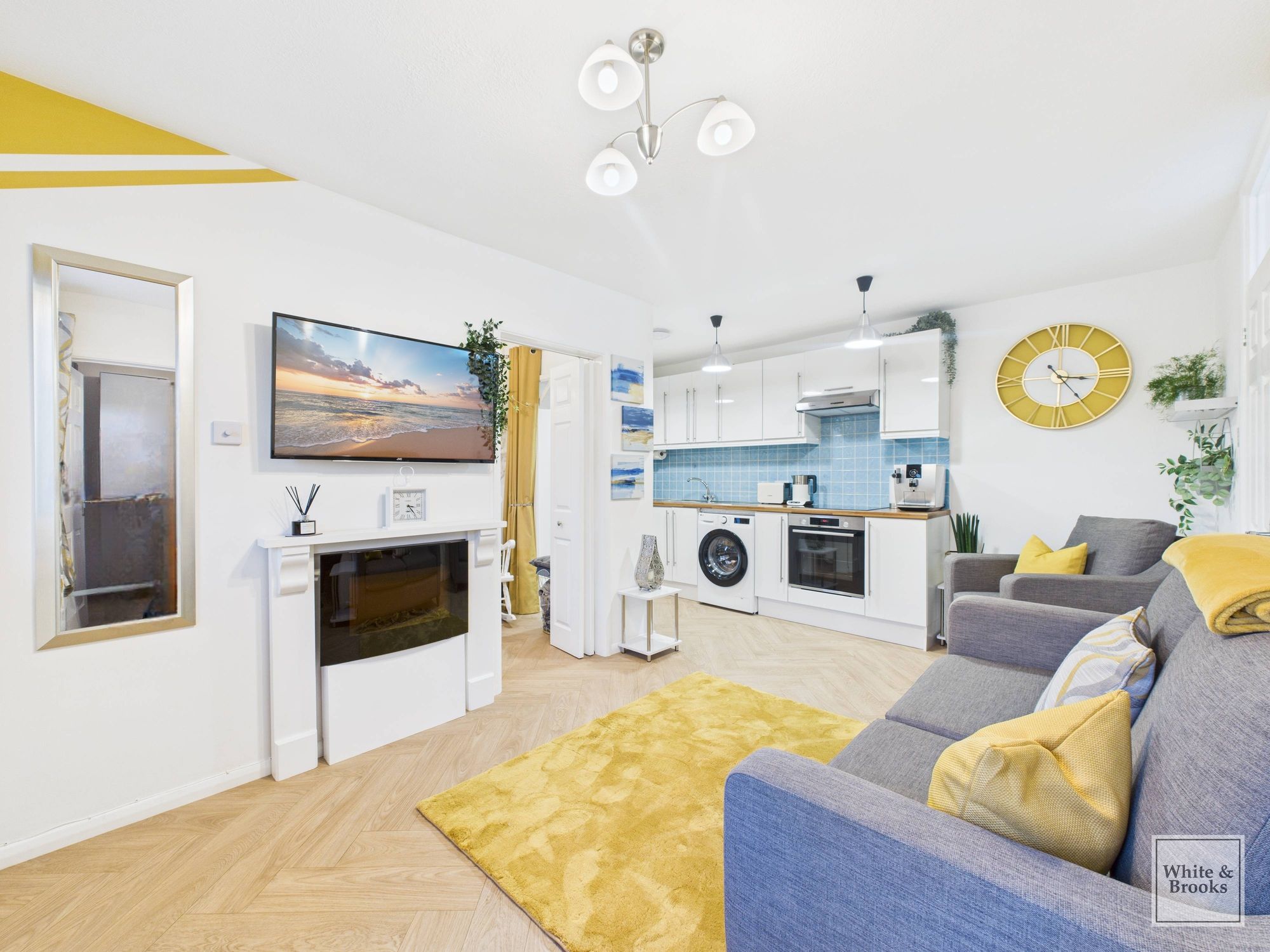 2 bed terraced bungalow for sale in Manor Way, Elmer, PO22  - Property Image 2