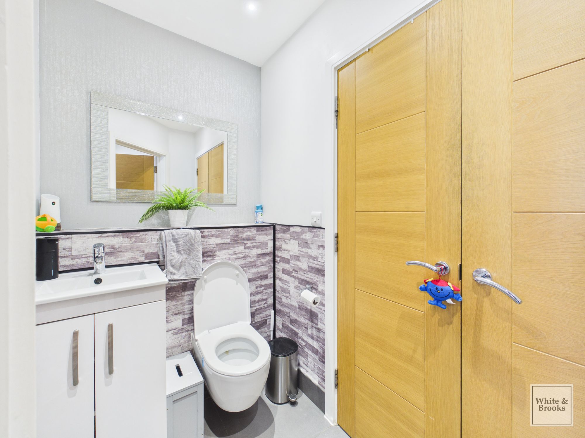 4 bed detached house for sale in Ruskin Avenue, Bognor Regis, PO21  - Property Image 16