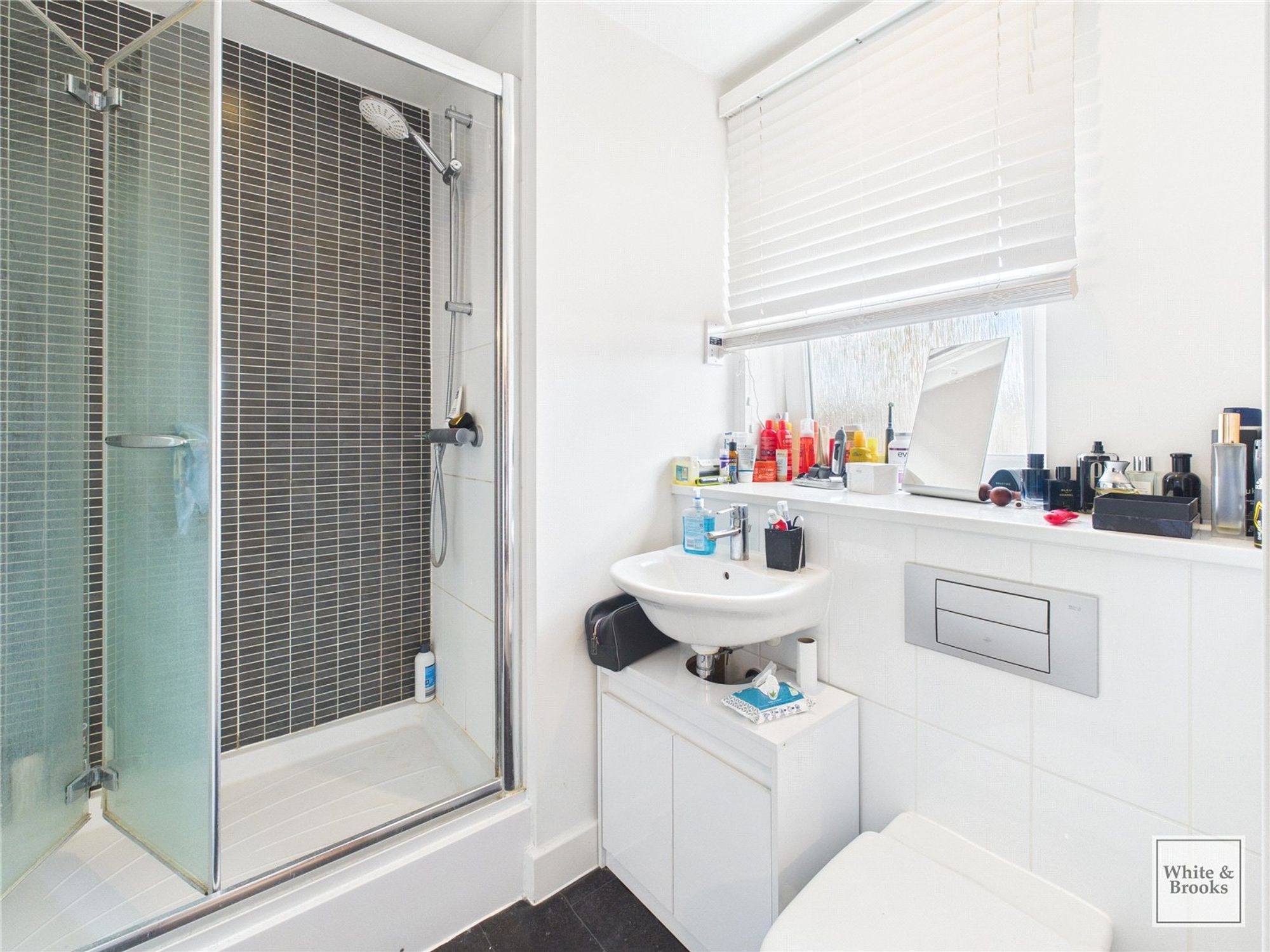 2 bed apartment for sale in Longley Road, Chichester, PO19  - Property Image 7