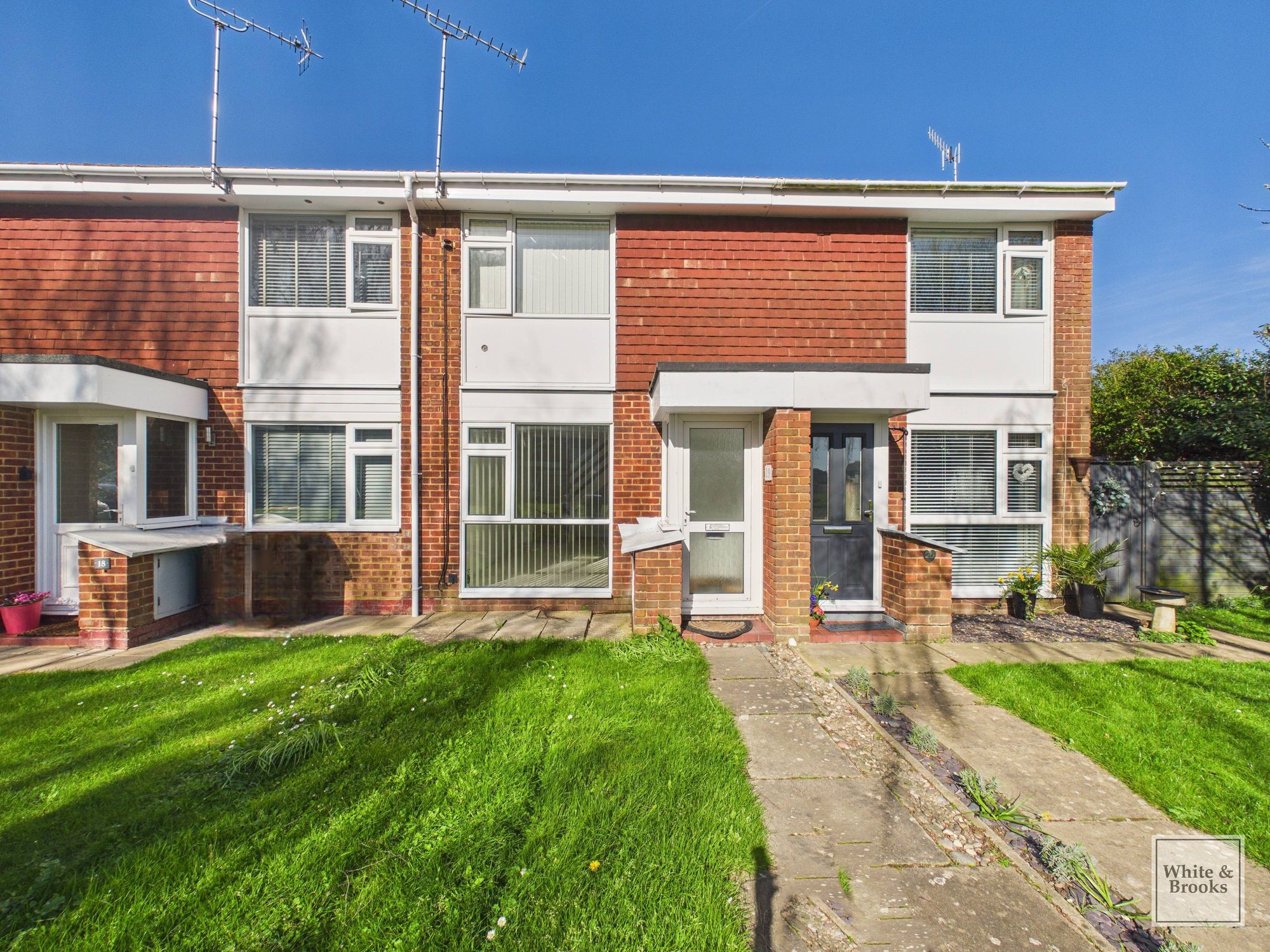 2 bed mid-terraced house for sale in Ravens Way, Bognor Regis, PO22  - Property Image 1