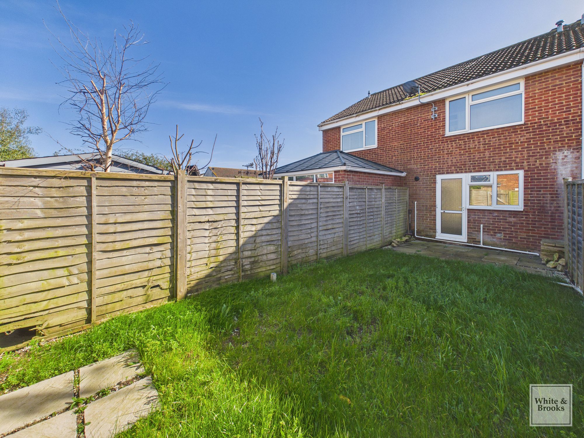 2 bed mid-terraced house for sale in Ravens Way, Bognor Regis, PO22 10