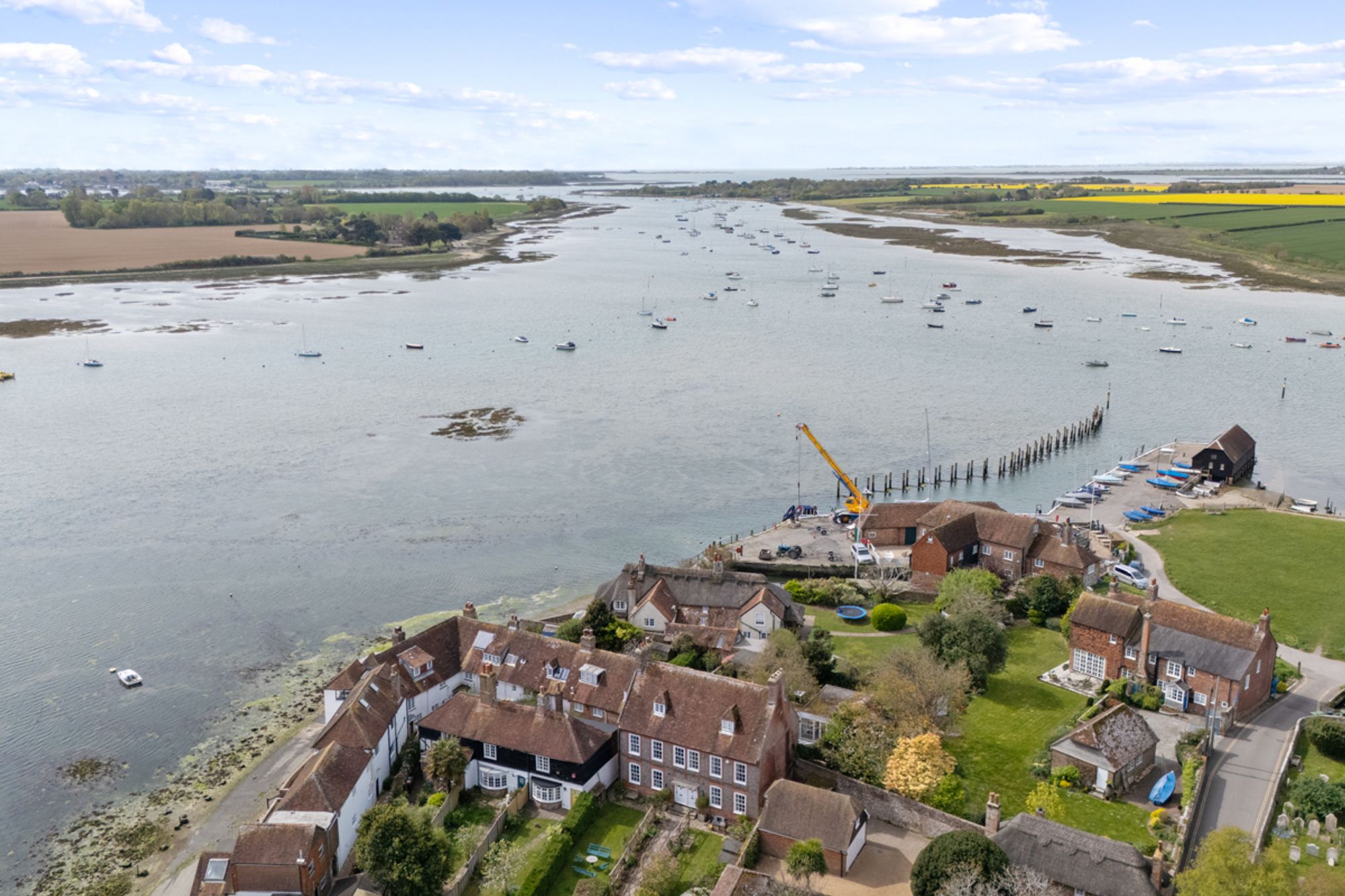 2 bed terraced house for sale in High Street, Bosham, PO18  - Property Image 19