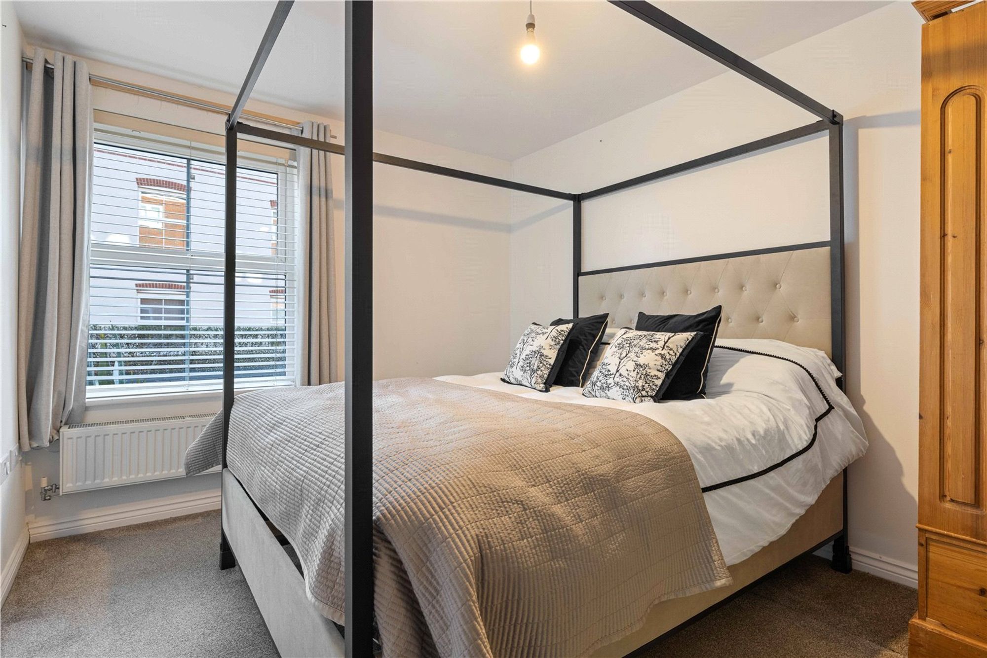 2 bed apartment for sale in The Halt, Hambrook, PO18  - Property Image 5