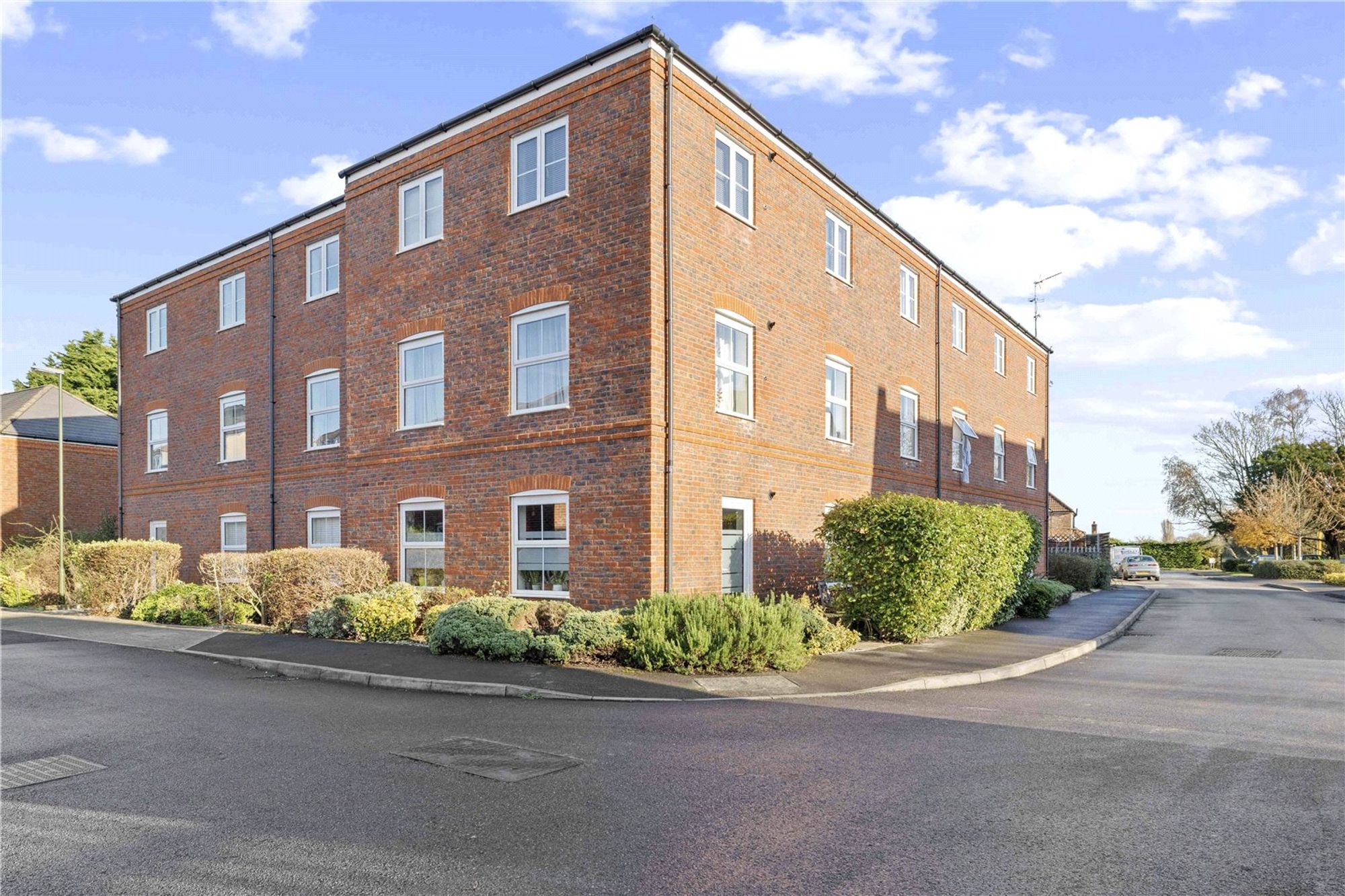 2 bed apartment for sale in The Halt, Hambrook, PO18 9