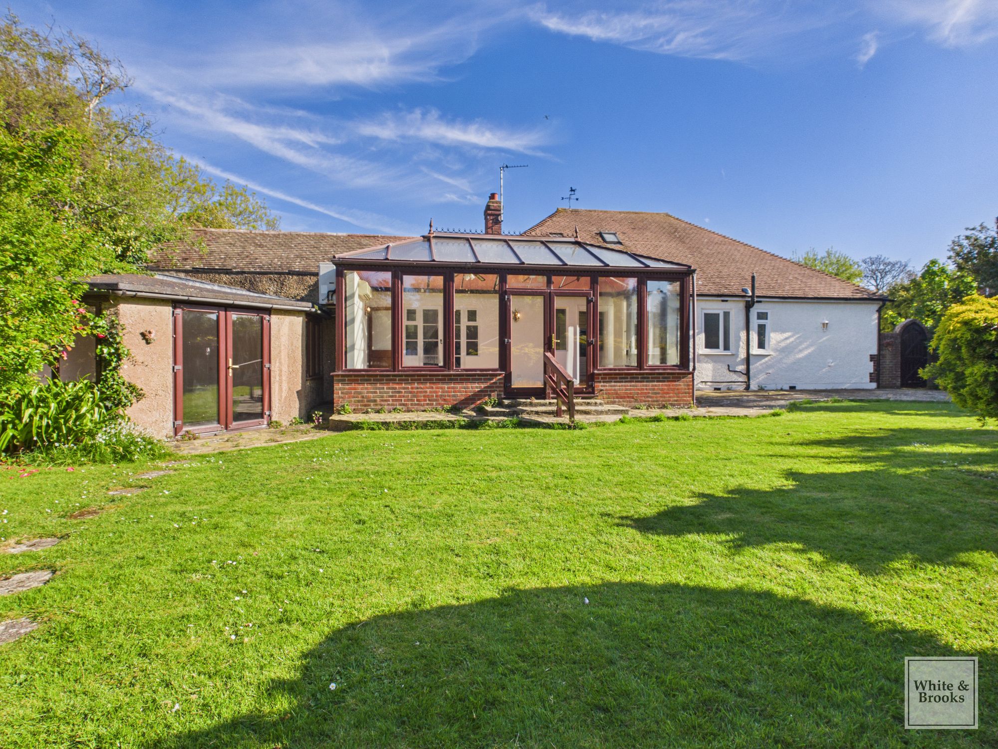 4 bed chalet for sale in The Causeway, Bognor Regis, PO21  - Property Image 24