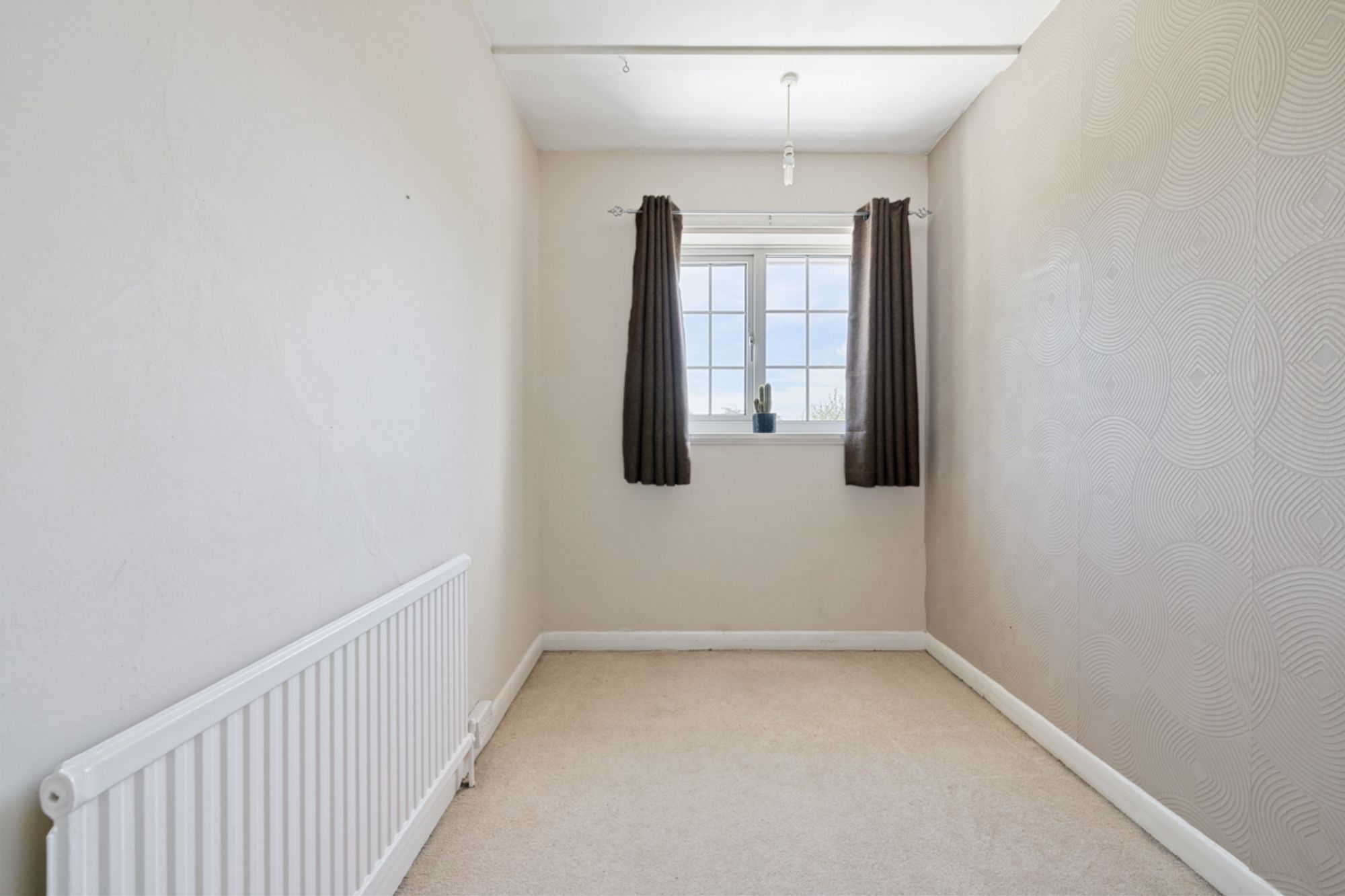 3 bed semi-detached house for sale in Kingsham Road, Chichester, PO19 12