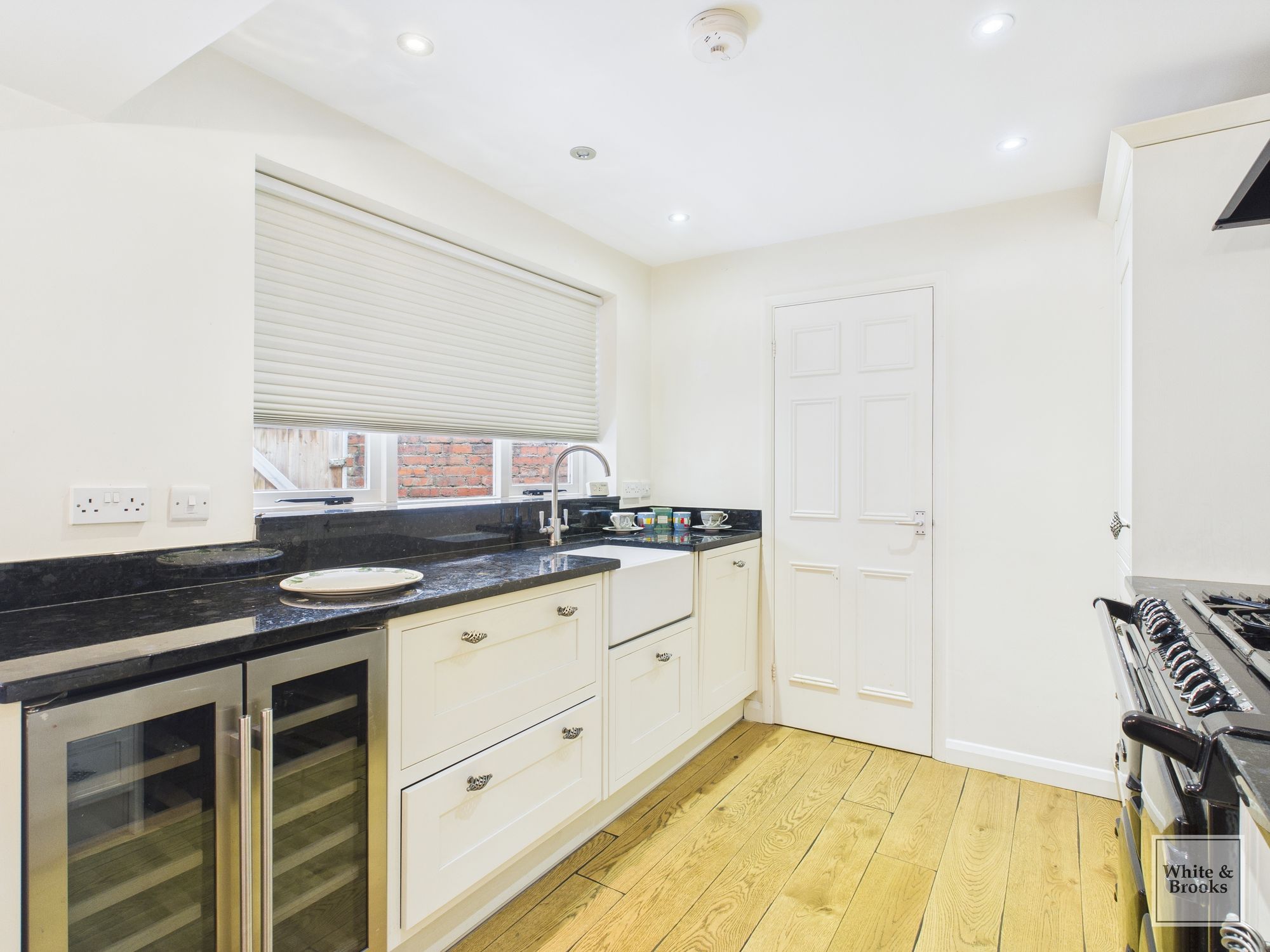 2 bed end of terrace house for sale in West Pallant, Chichester, PO19  - Property Image 8