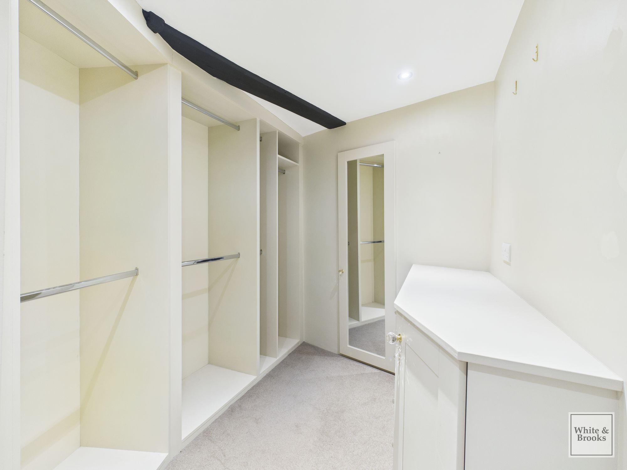 2 bed end of terrace house for sale in West Pallant, Chichester, PO19 10