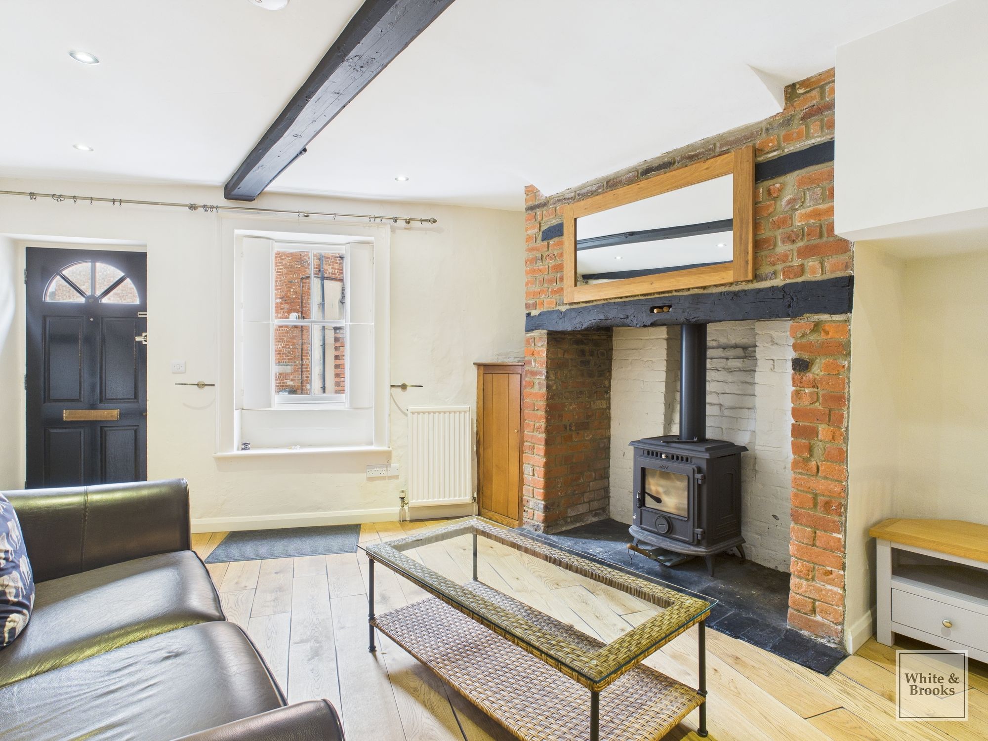 2 bed end of terrace house for sale in West Pallant, Chichester, PO19  - Property Image 3