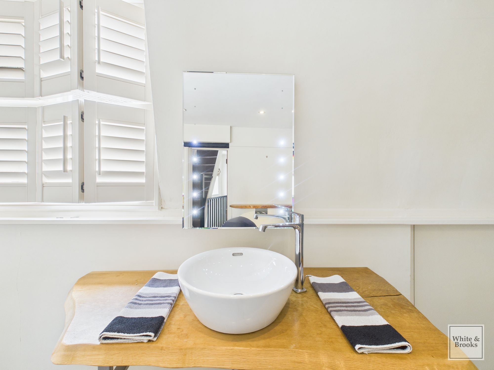 2 bed end of terrace house for sale in West Pallant, Chichester, PO19  - Property Image 16