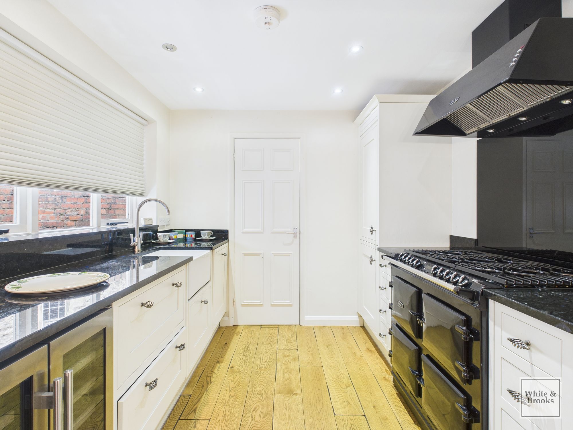 2 bed end of terrace house for sale in West Pallant, Chichester, PO19  - Property Image 6