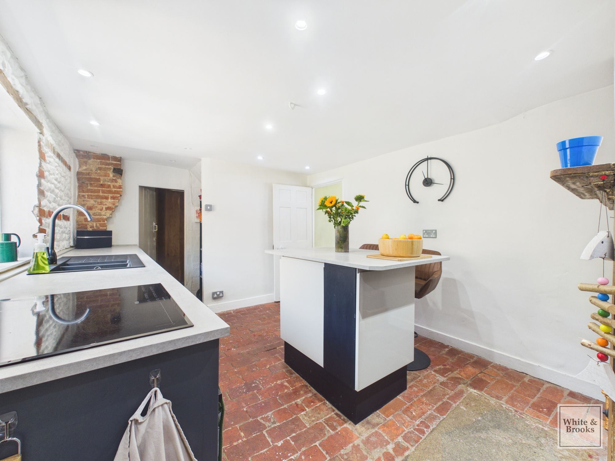 3 bed detached house for sale in East Street, Selsey, PO20  - Property Image 8