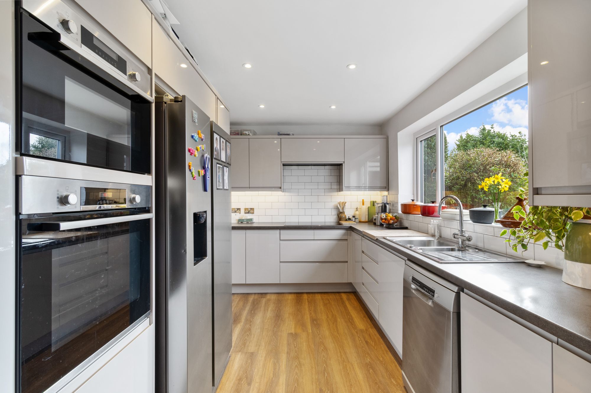 4 bed detached house for sale in Worcester Road, Chichester, PO19  - Property Image 3