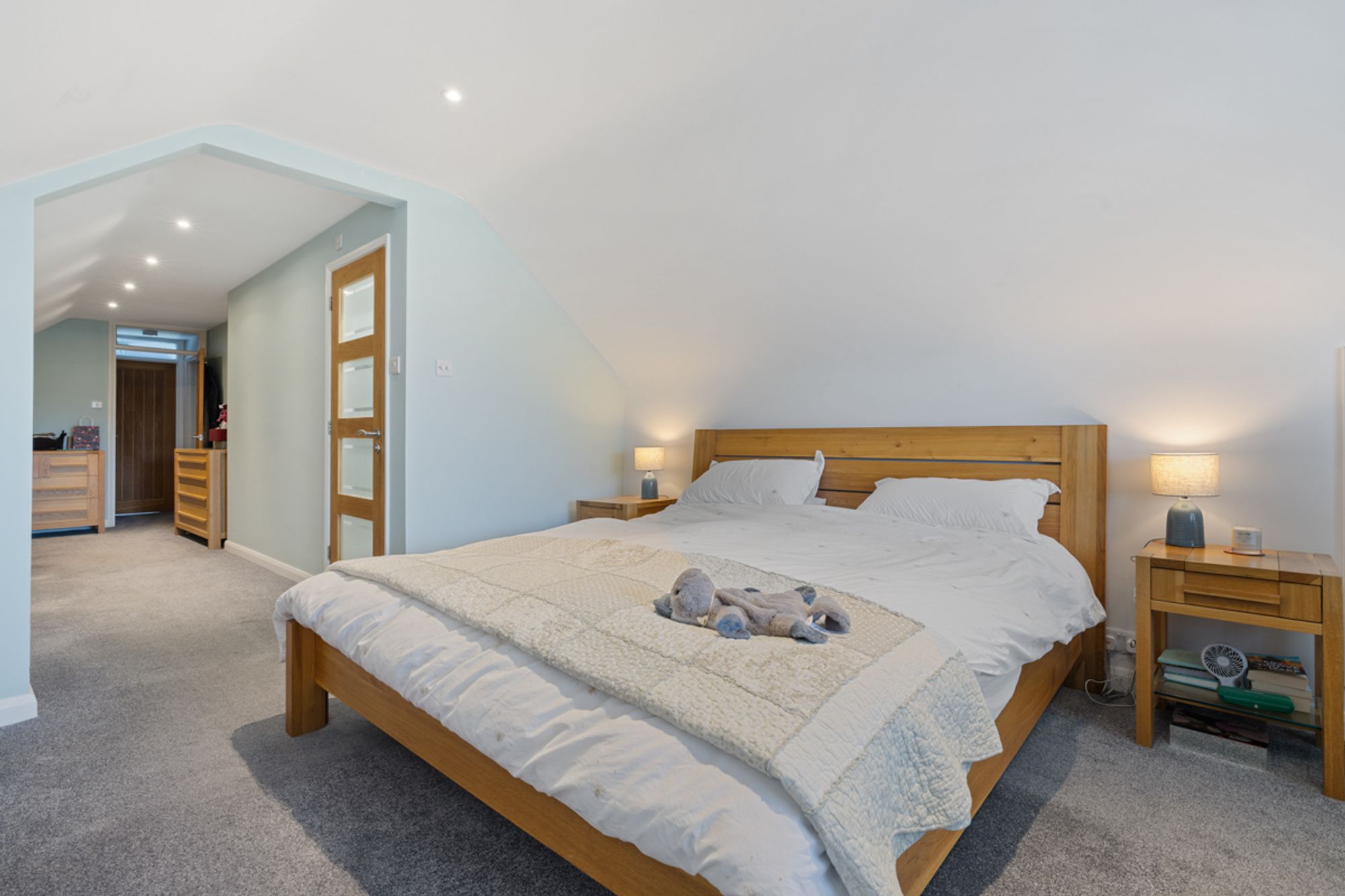 4 bed house for sale in Vinnetrow Road, Runcton, PO20 18