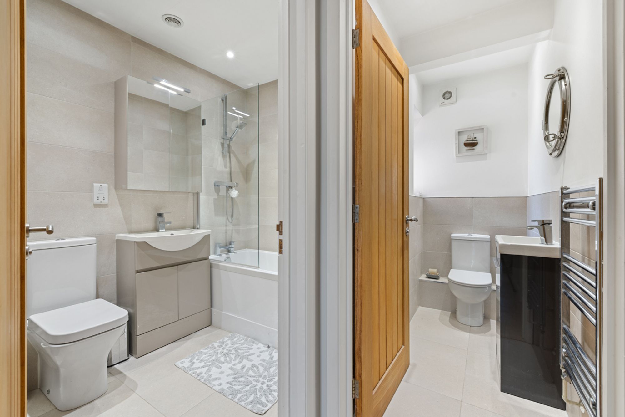 4 bed house for sale in Vinnetrow Road, Runcton, PO20 14