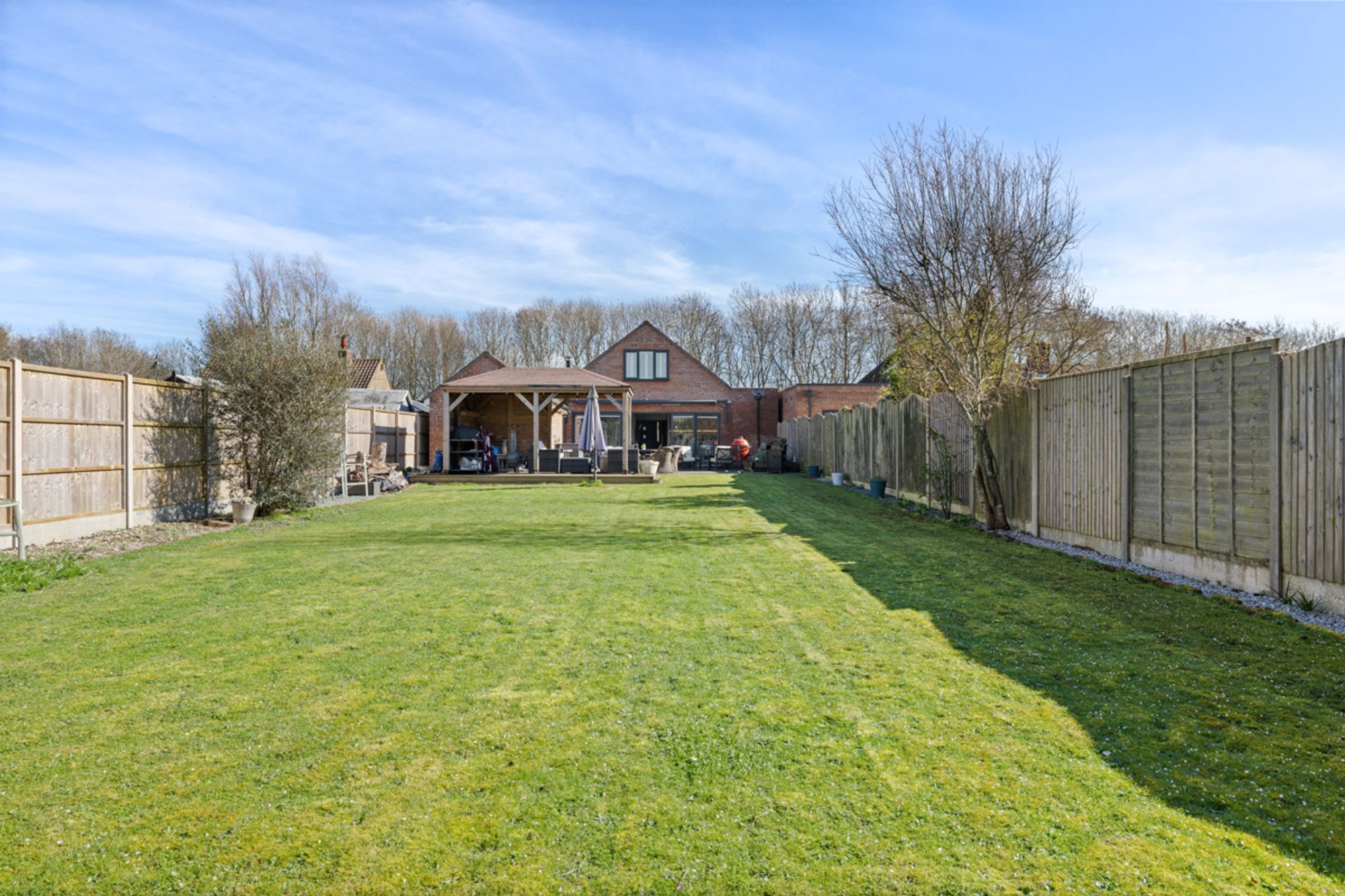 4 bed house for sale in Vinnetrow Road, Runcton, PO20  - Property Image 5