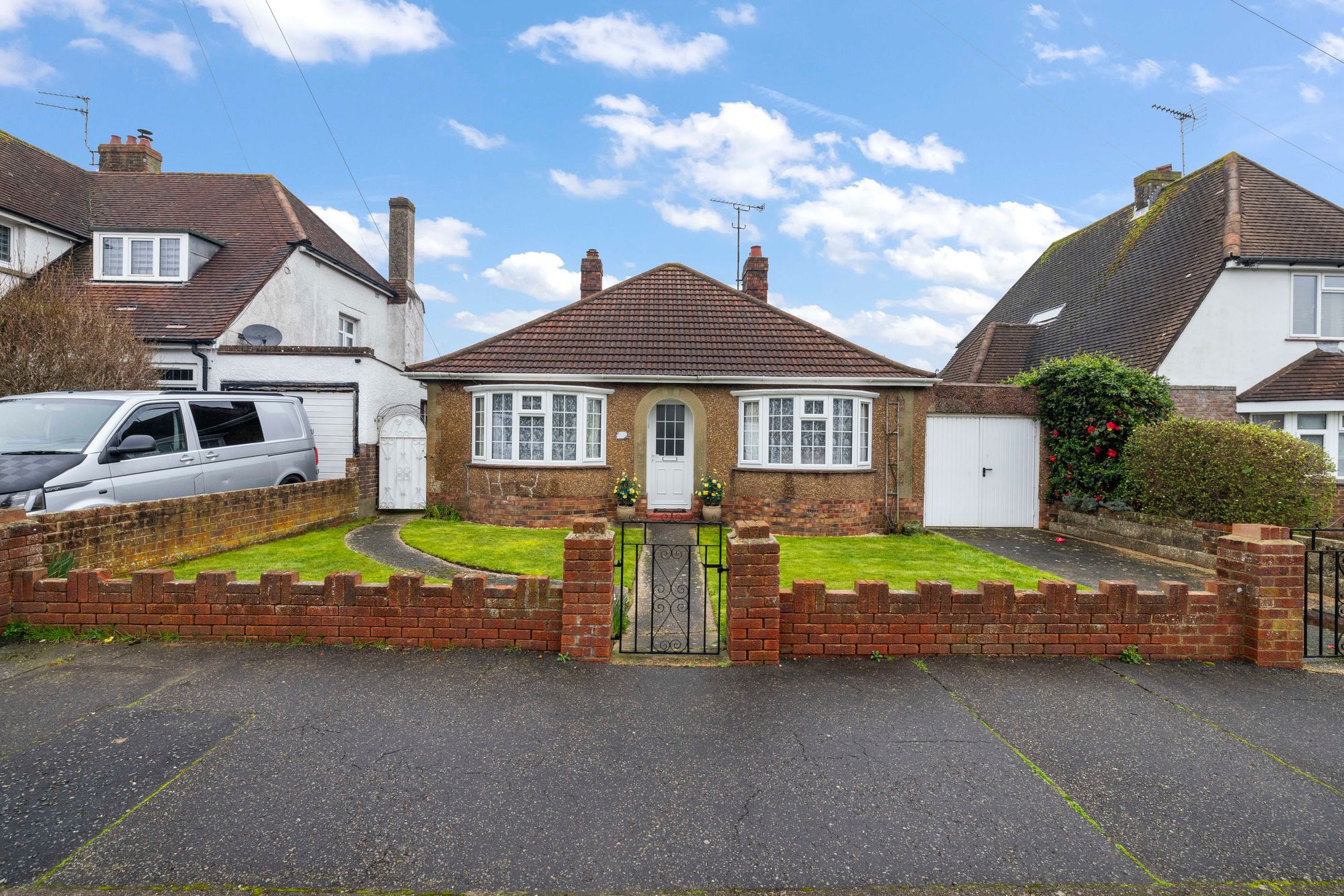 This charming detached bungalow presents an exceptional opportunity for buyers seeking comfort, character, and practicality all in one.