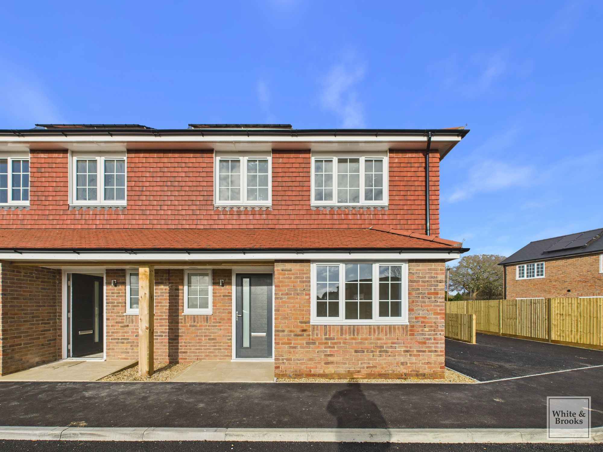 3 bed semi-detached house for sale in Earnshaw Gardens, Aldingbourne, PO20 8