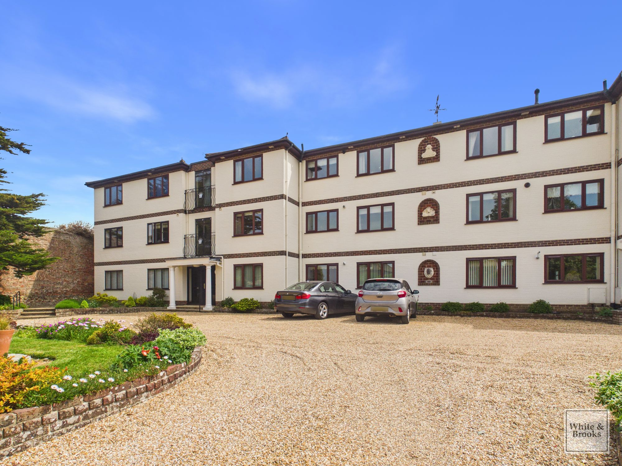 3 bed flat for sale in Craigweil Manor, Aldwick, PO21 26