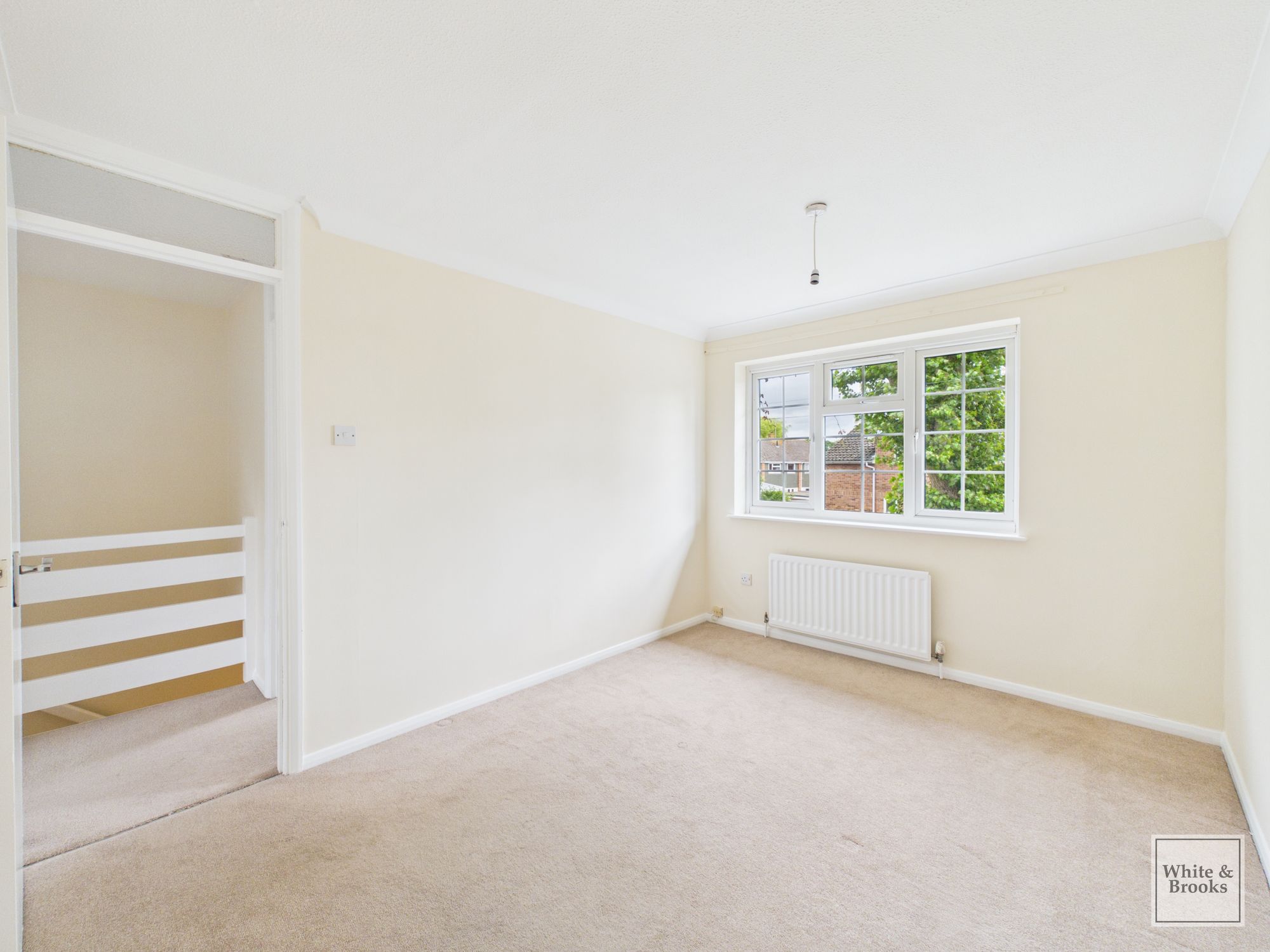 3 bed mid-terraced house for sale in Woodside, Barnham, PO22  - Property Image 4
