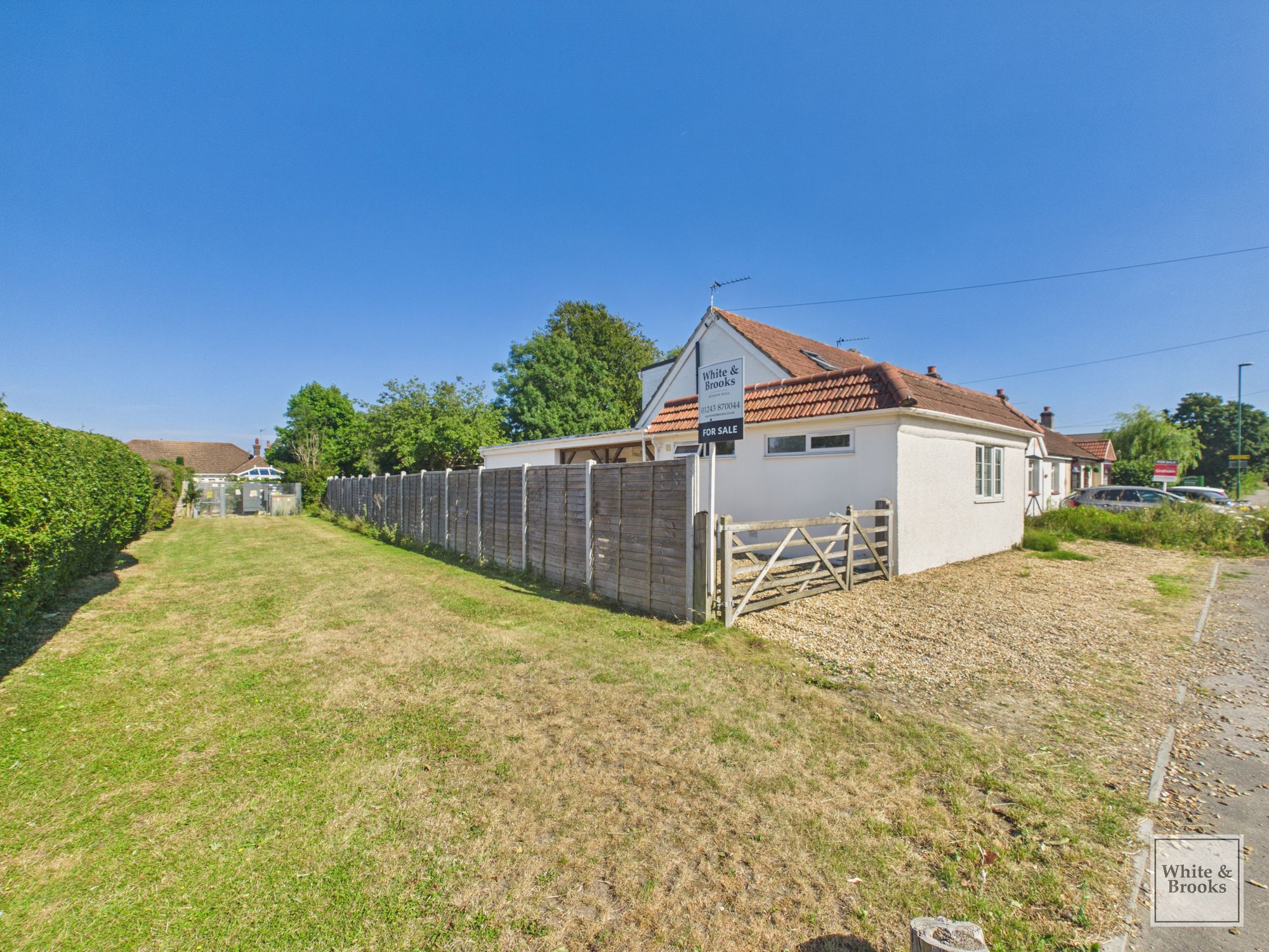 4 bed chalet for sale in Lidsey Road, Woodgate, PO20 30