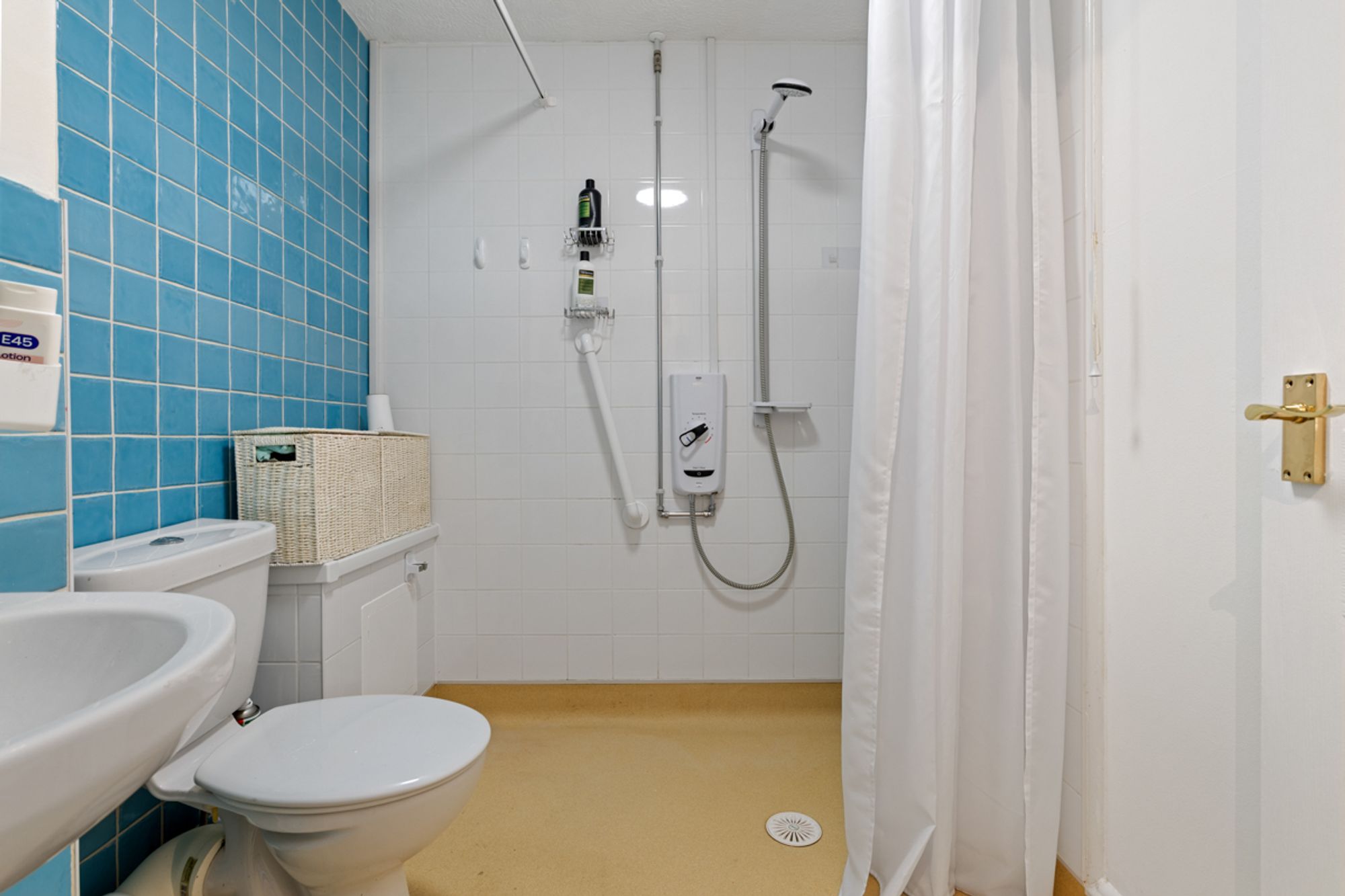 2 bed flat for sale in Neville Road, Woodacre Court, PO22 5