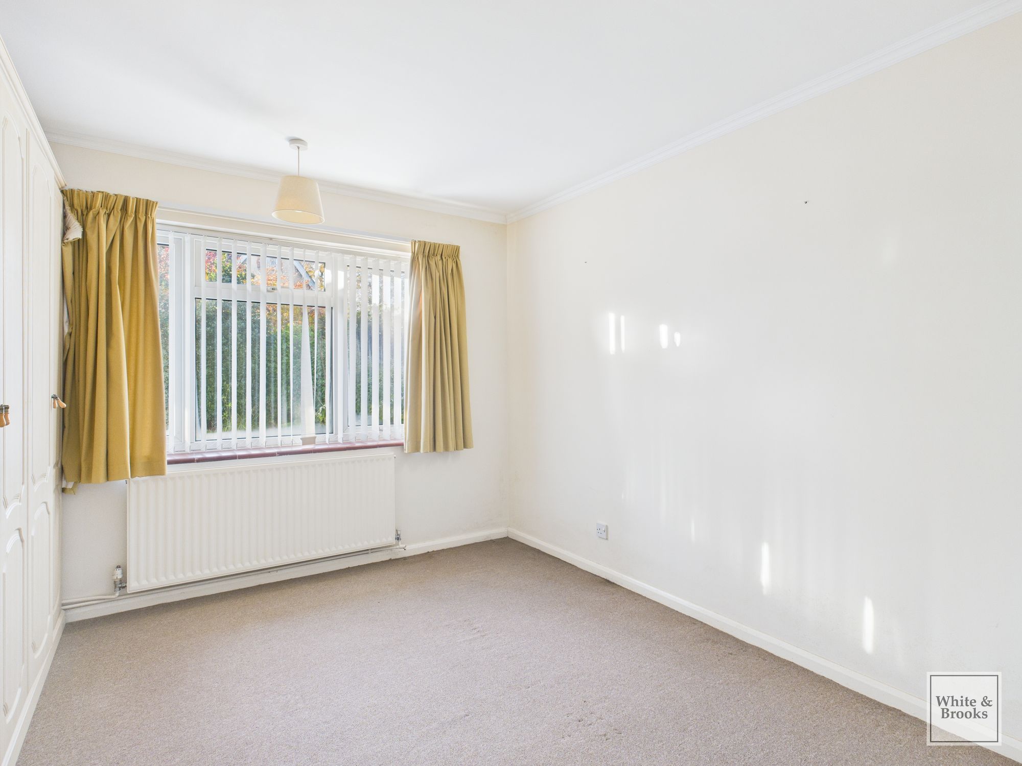 3 bed detached bungalow for sale in Highland Road, Chichester, PO19 6