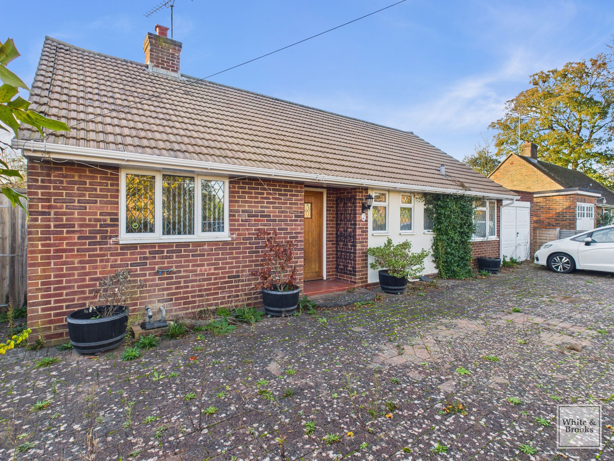 3 bed detached bungalow for sale in Highland Road, Chichester, PO19 19