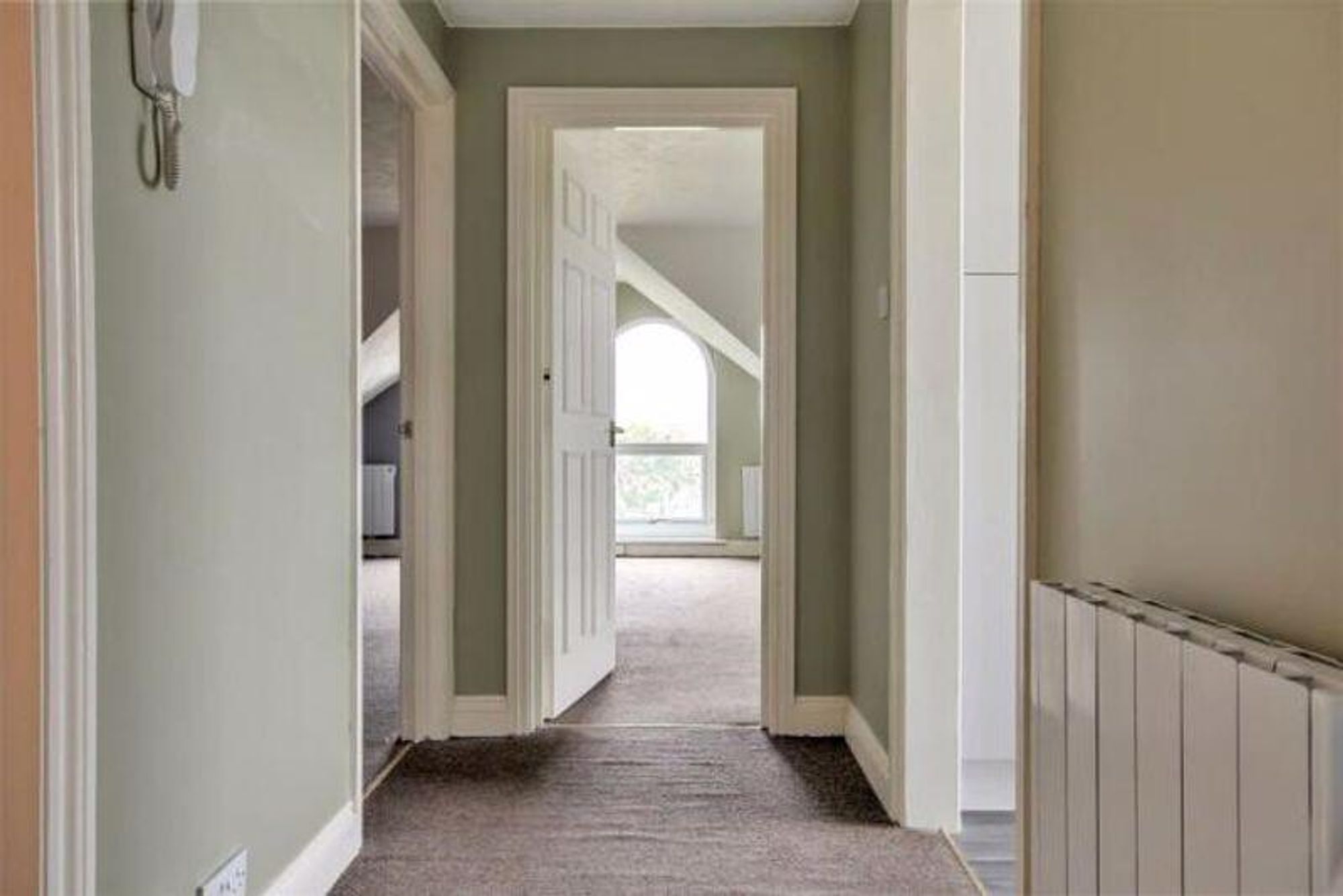 2 bed flat for sale in West Avenue, Worthing, BN11 3
