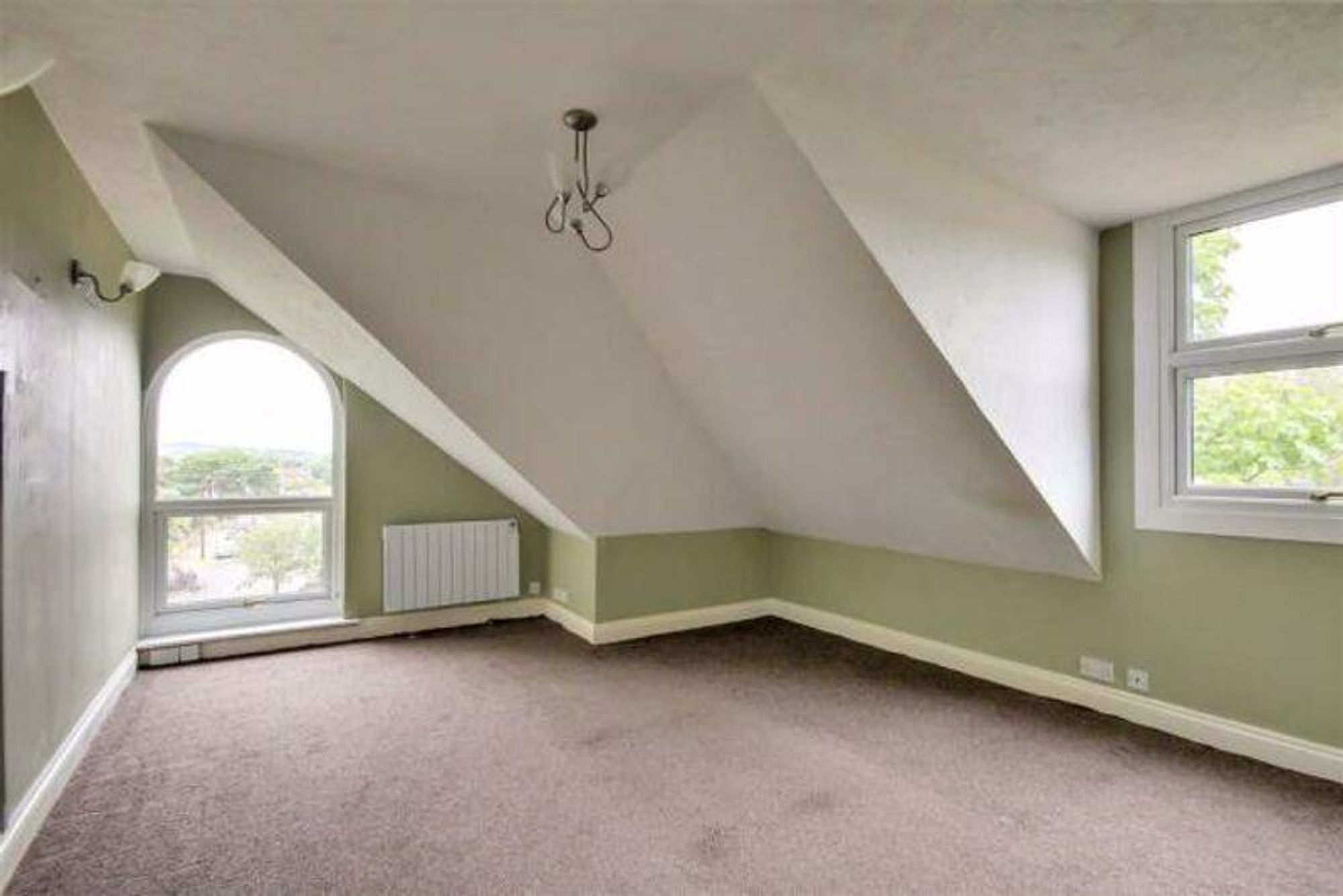 2 bed flat for sale in West Avenue, Worthing, BN11 1