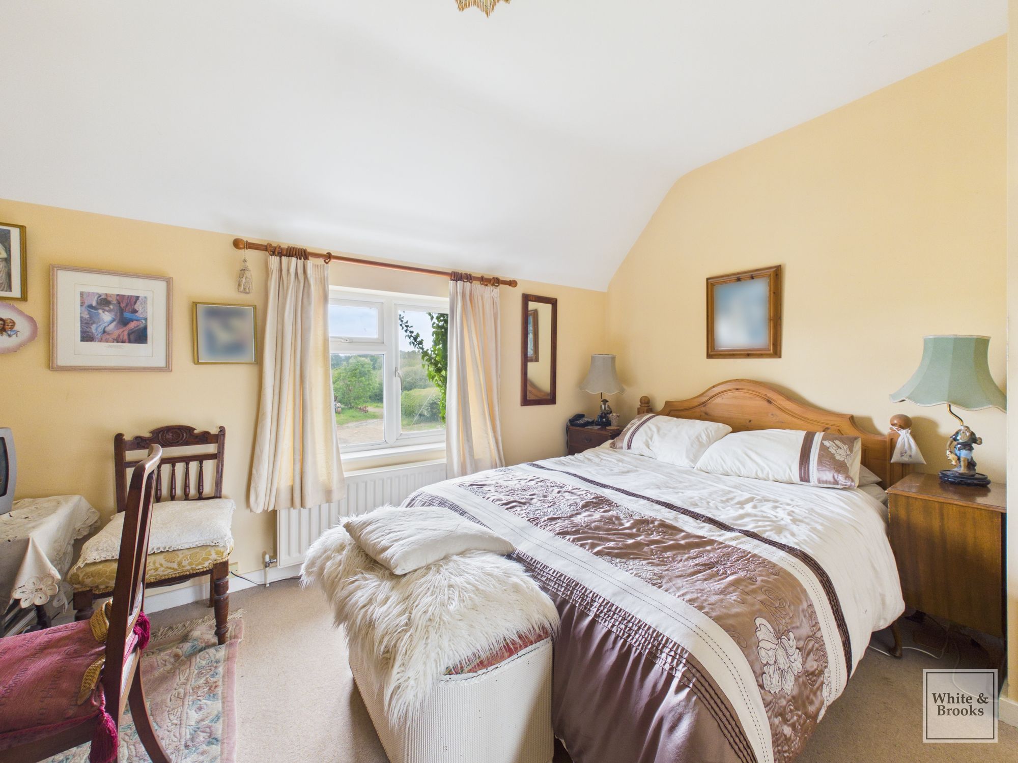 3 bed semi-detached house for sale in Rogate, Petersfield, GU31  - Property Image 4